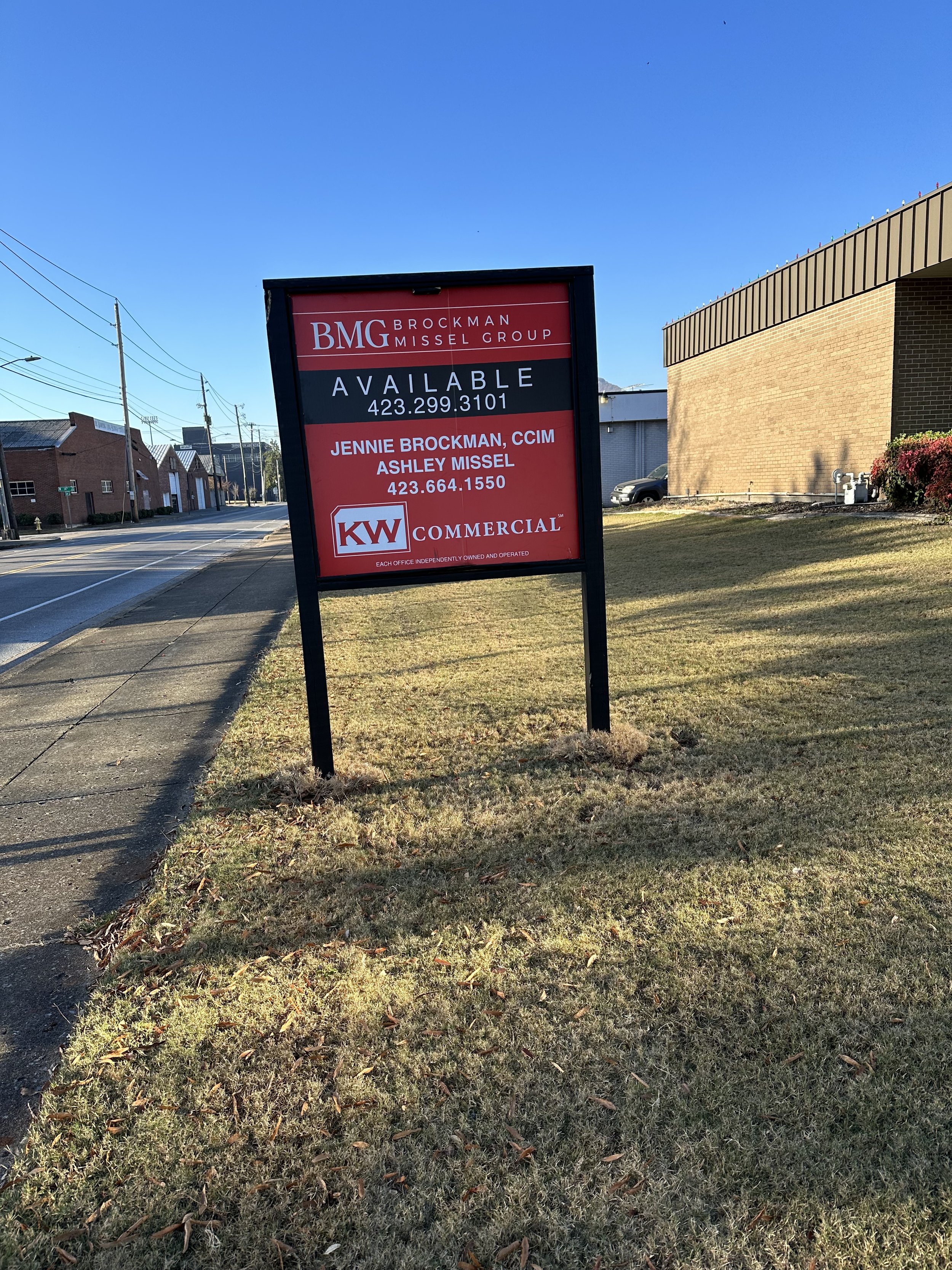 4x4 Sign Example.jpeg