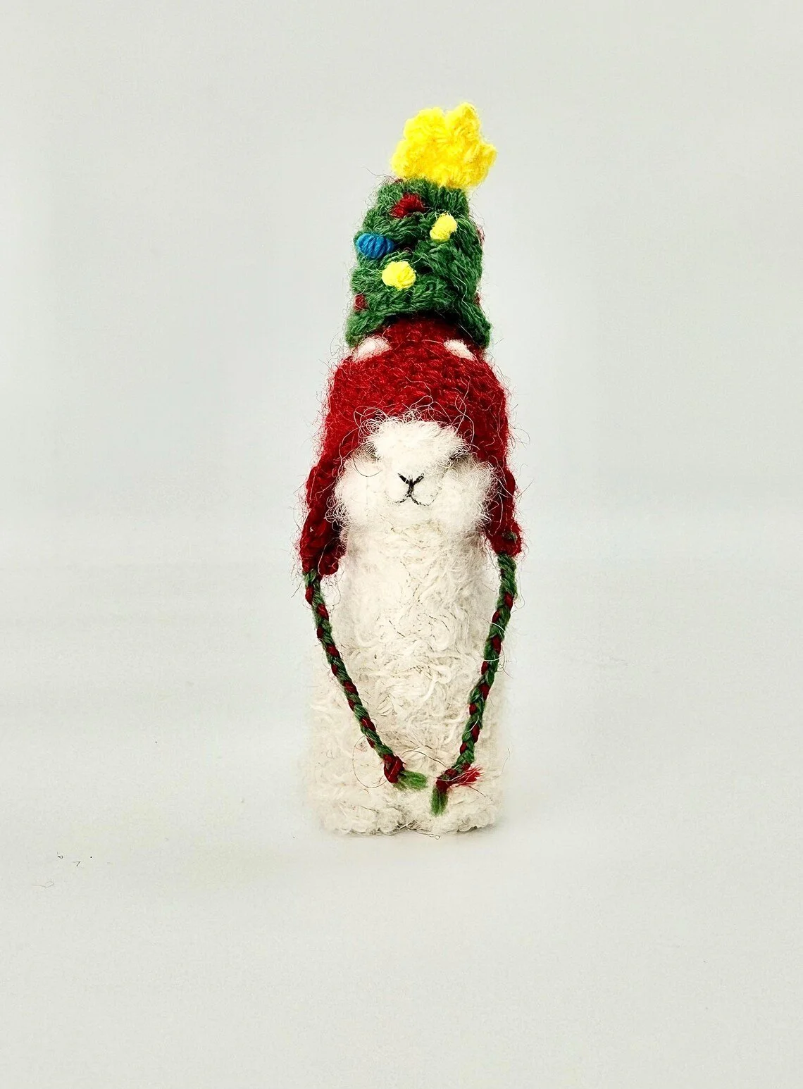 Alpaca Figurine With Needle Felt - Chullo Hat for Christmas Tree (removable)
