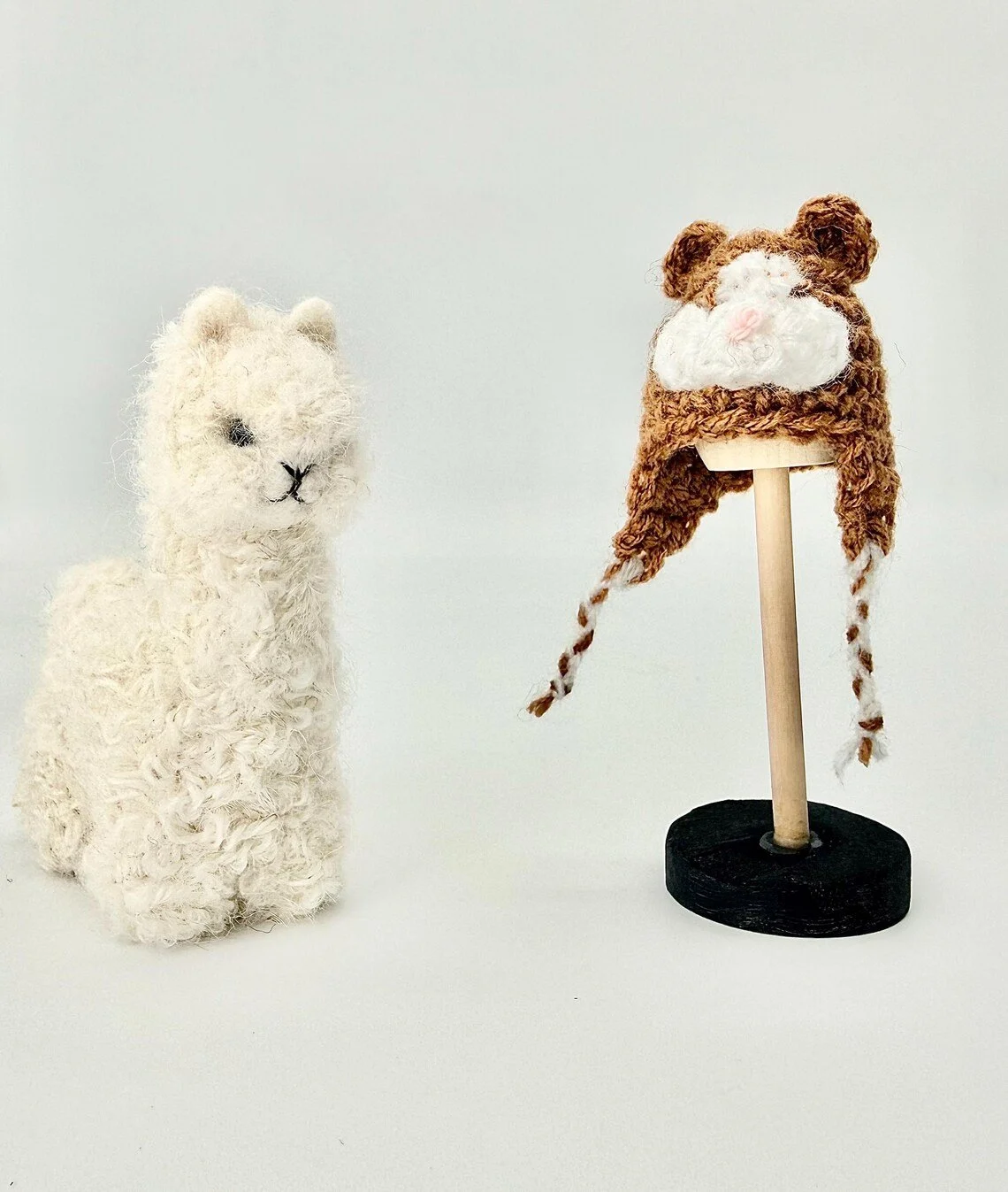 Figurine Guinea Pig (3).jpg