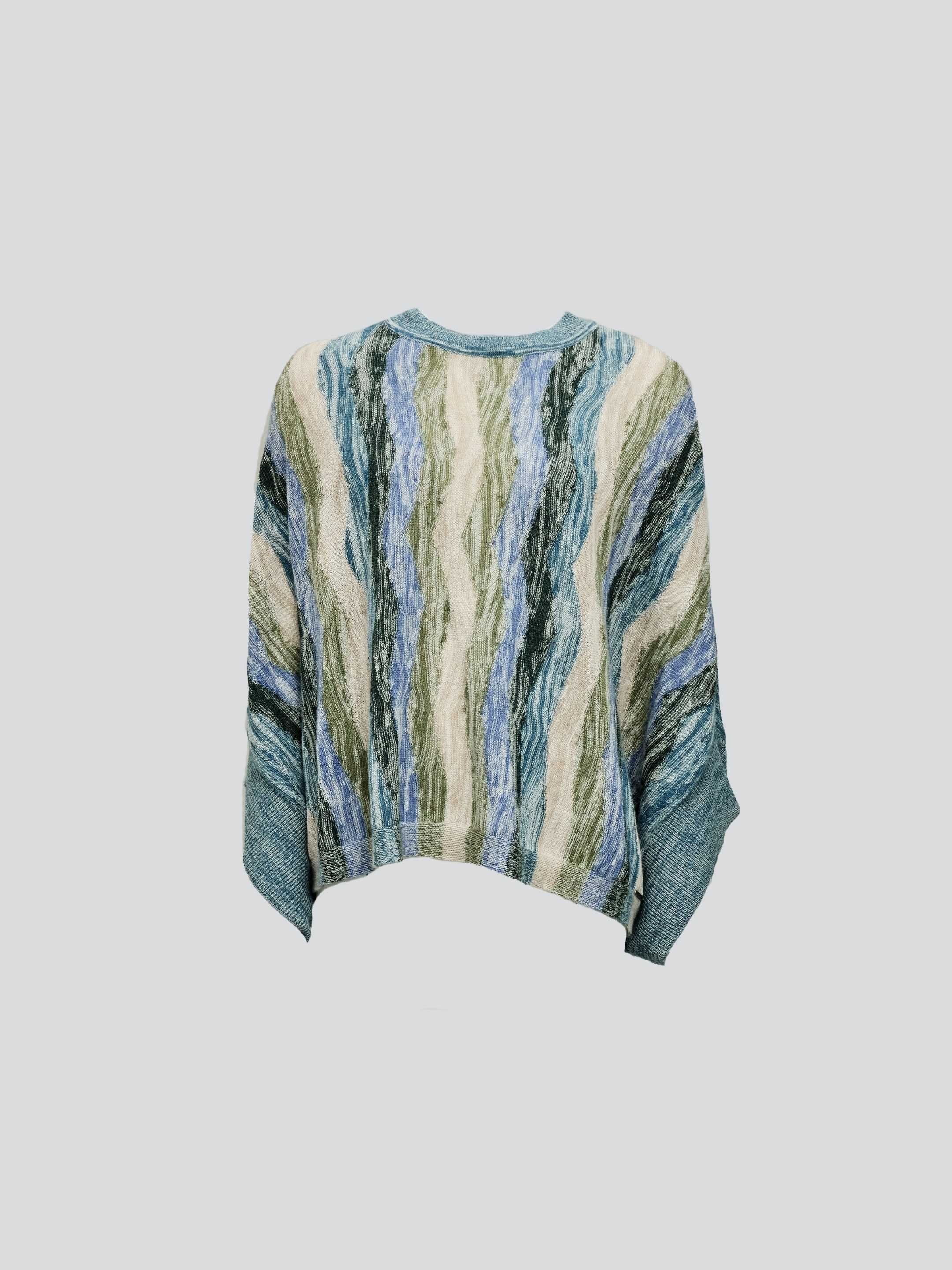 Yola Poncho Baby Alpaca Color Light 1.jpg