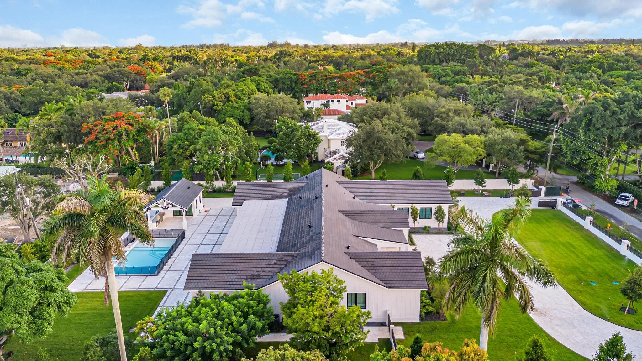 South Miami Residence-DJI_0184.jpg