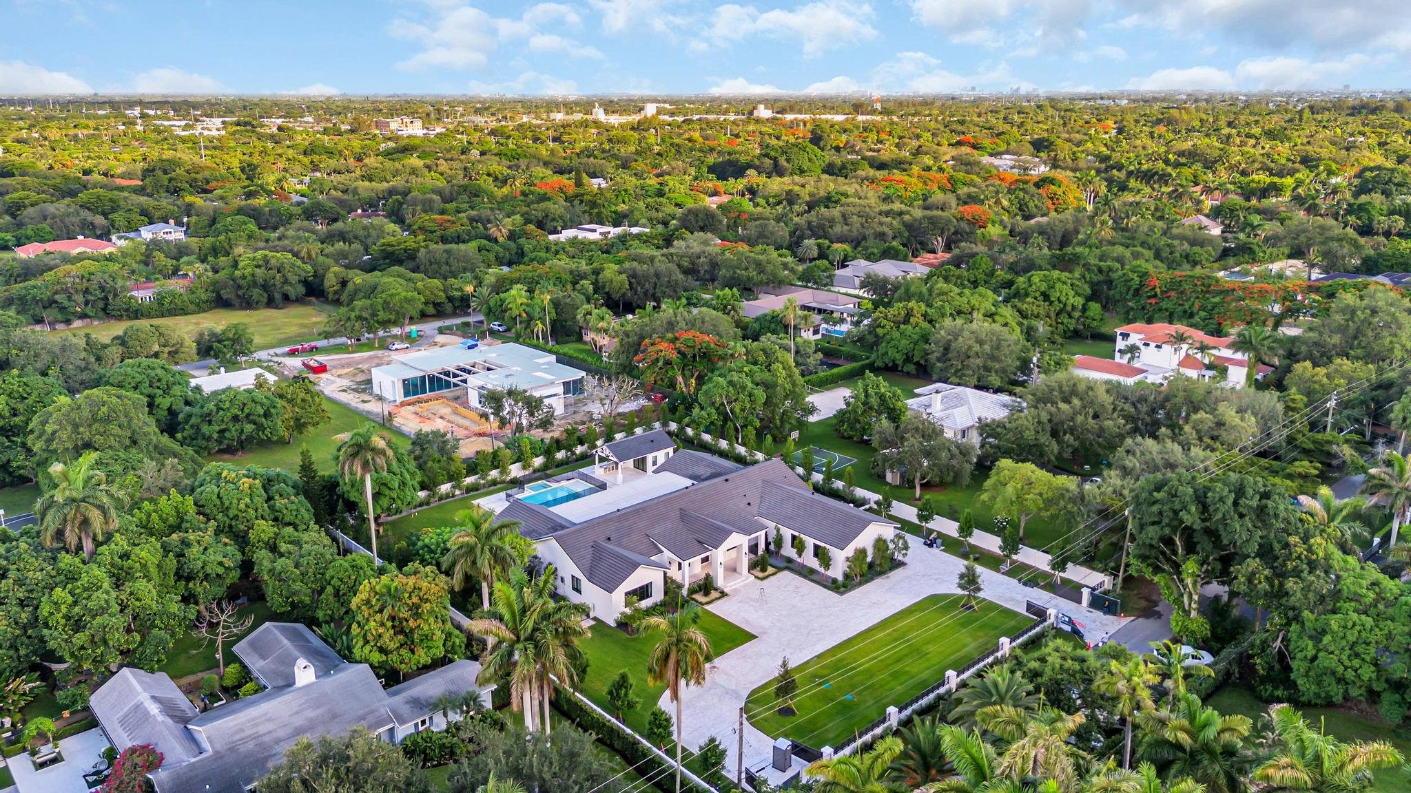 South Miami Residence-DJI_0187.jpg