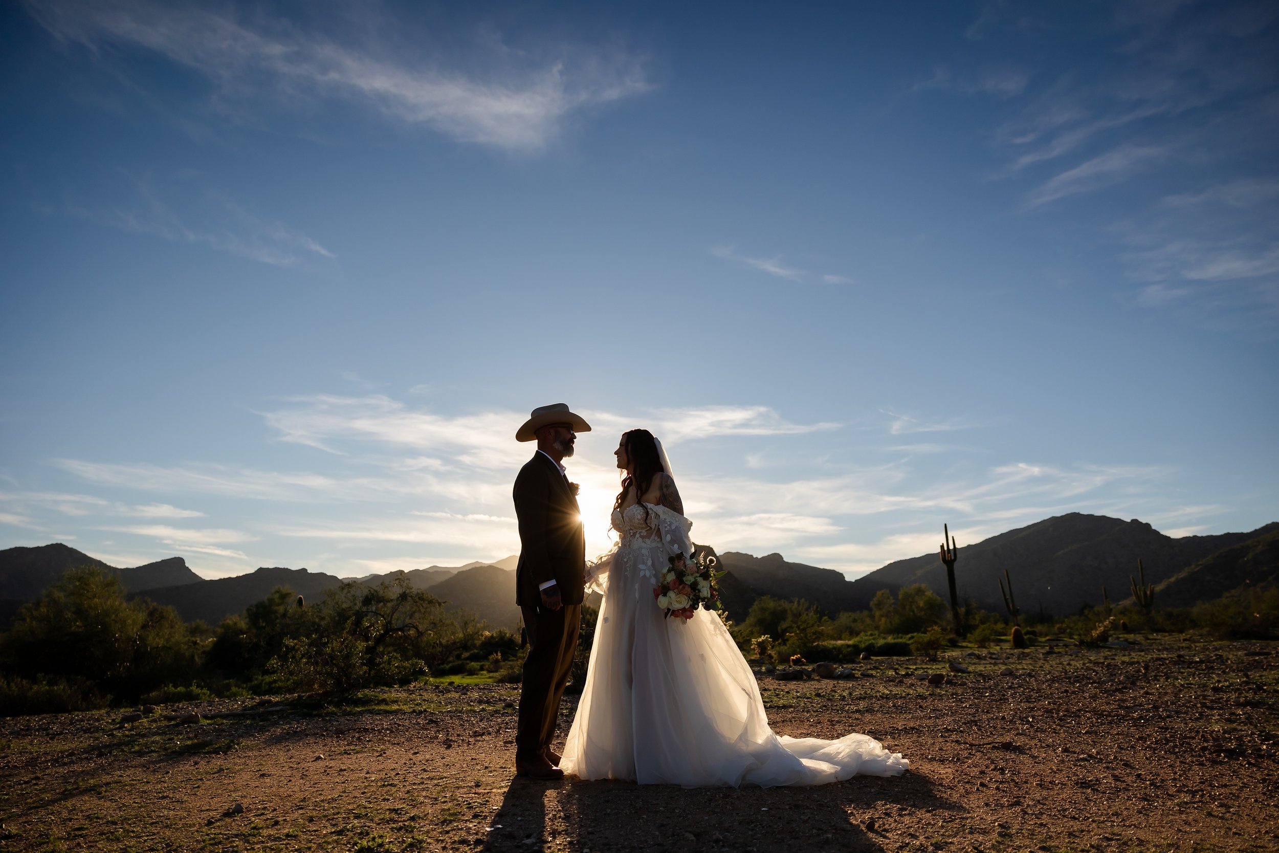 Midwest Couples Getting Married in Arizona: What to Know About Wedding Photography