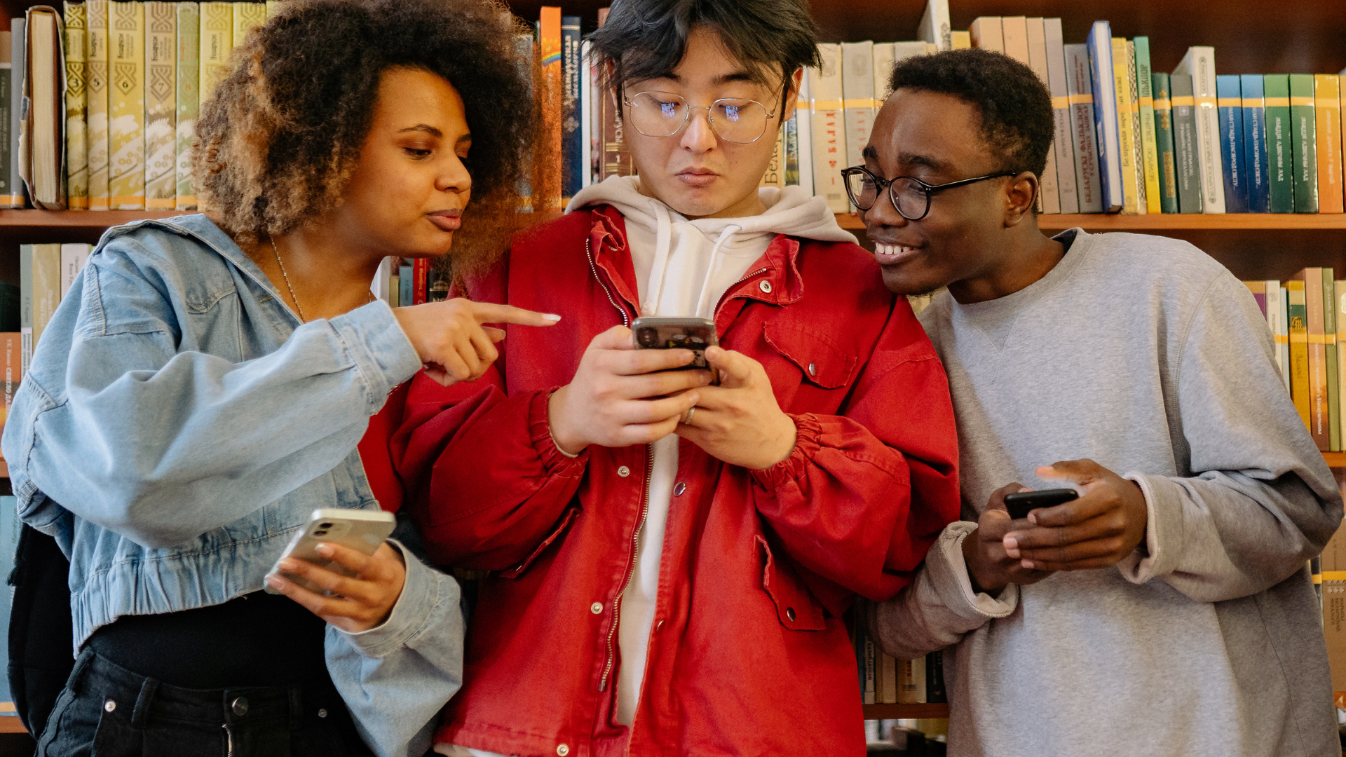 Why Your Teen Has Friends Online But Not In Real Life