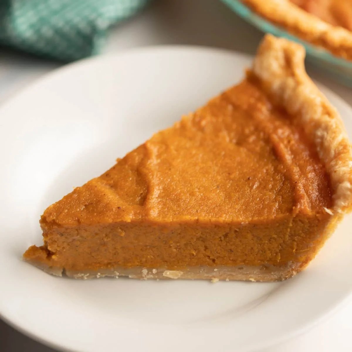 southern-sweet-potato-pie-main-photo.jpg