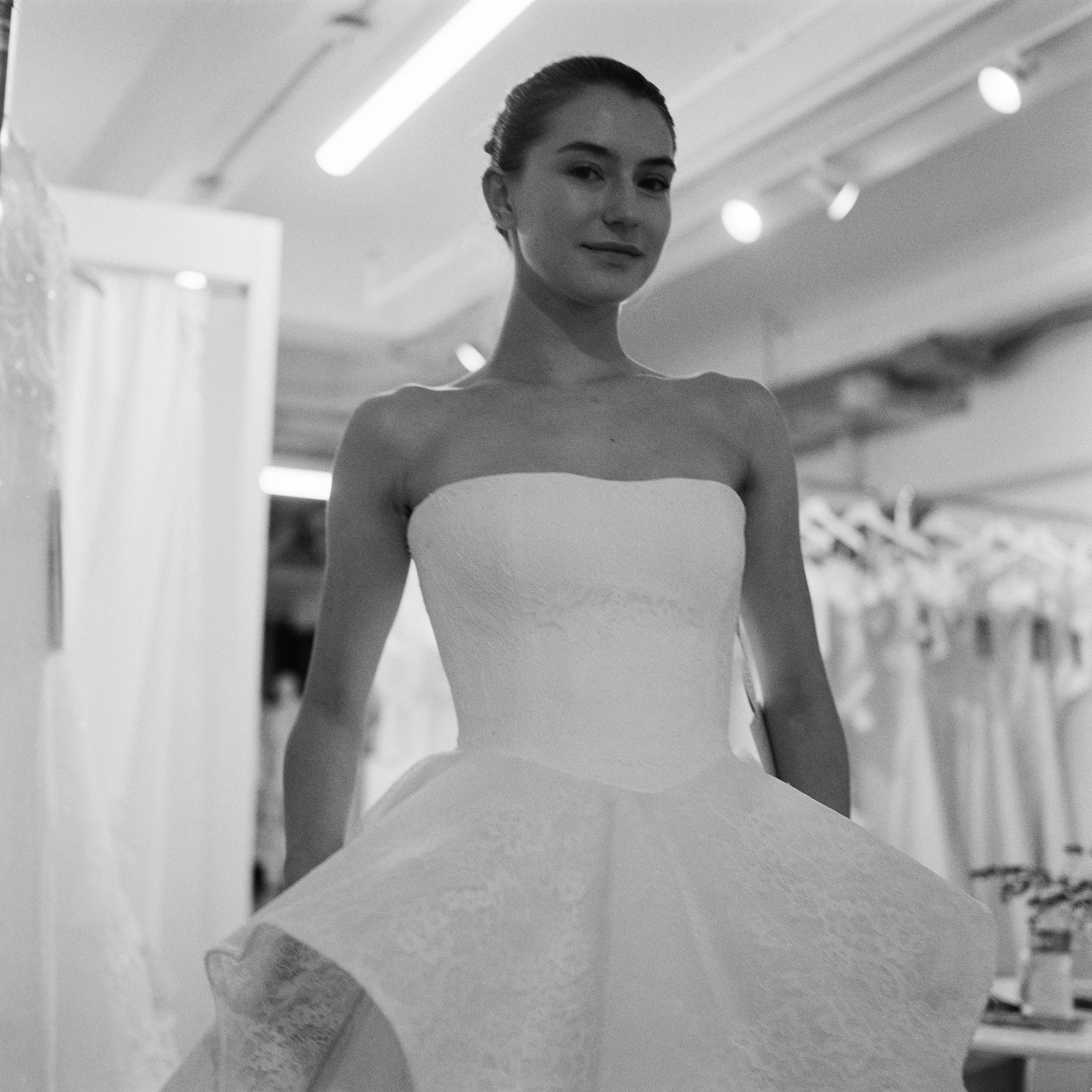Melange-De-Blanc---Caitlin-Taylor-3.jpg