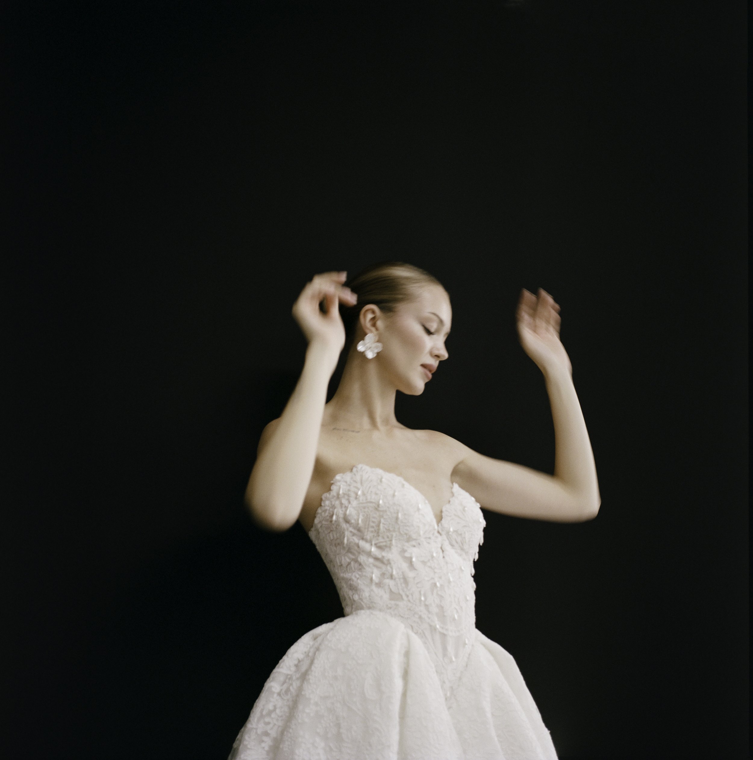 Melange-De-Blanc---Caitlin-Taylor-32.jpg