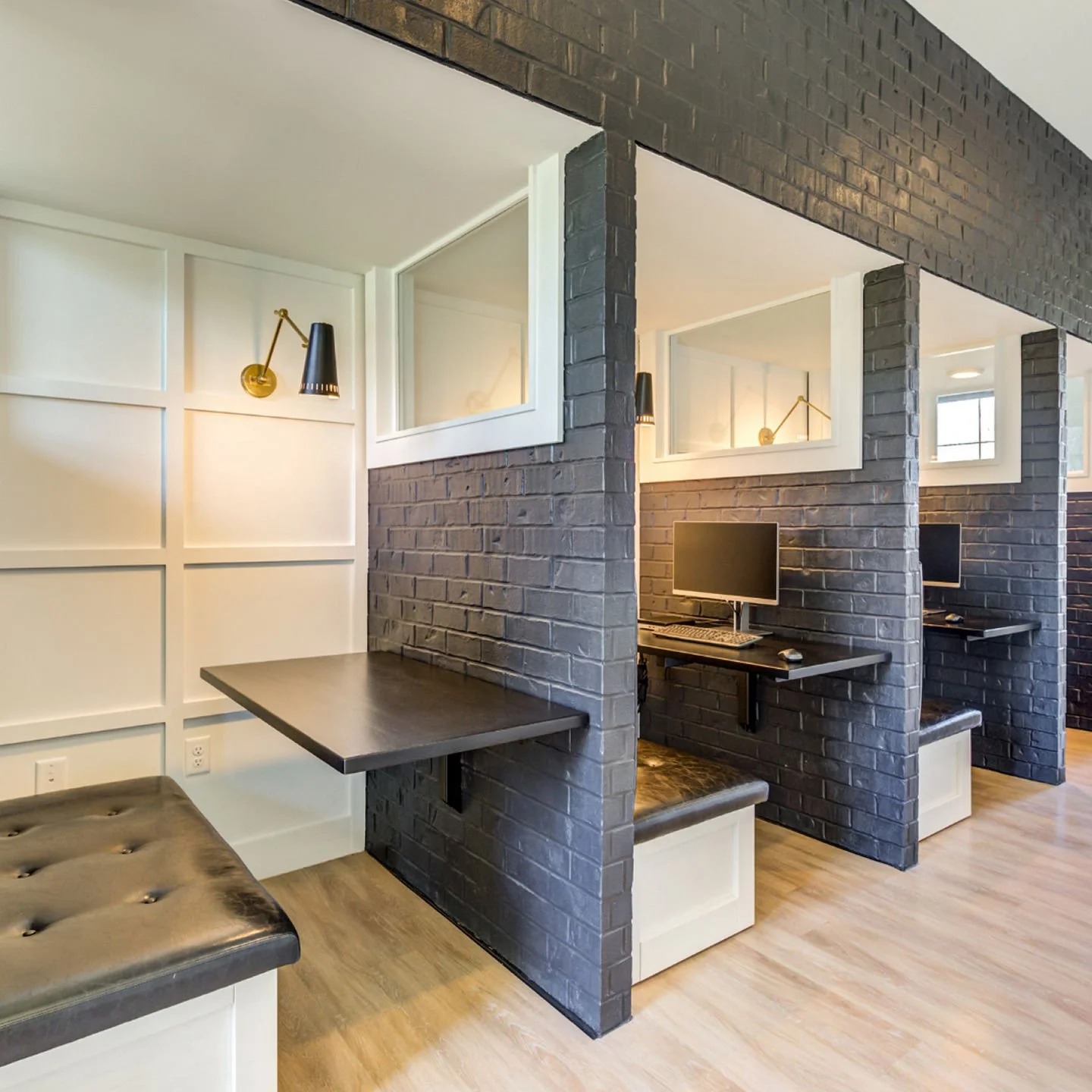 Your goals don&rsquo;t sleep&mdash;and neither does our business center! Open 24/7 for residents. 📚️✨ #GatewayLoftsCenterville #WorkFromHome #Study #LuxuryLiving #247access