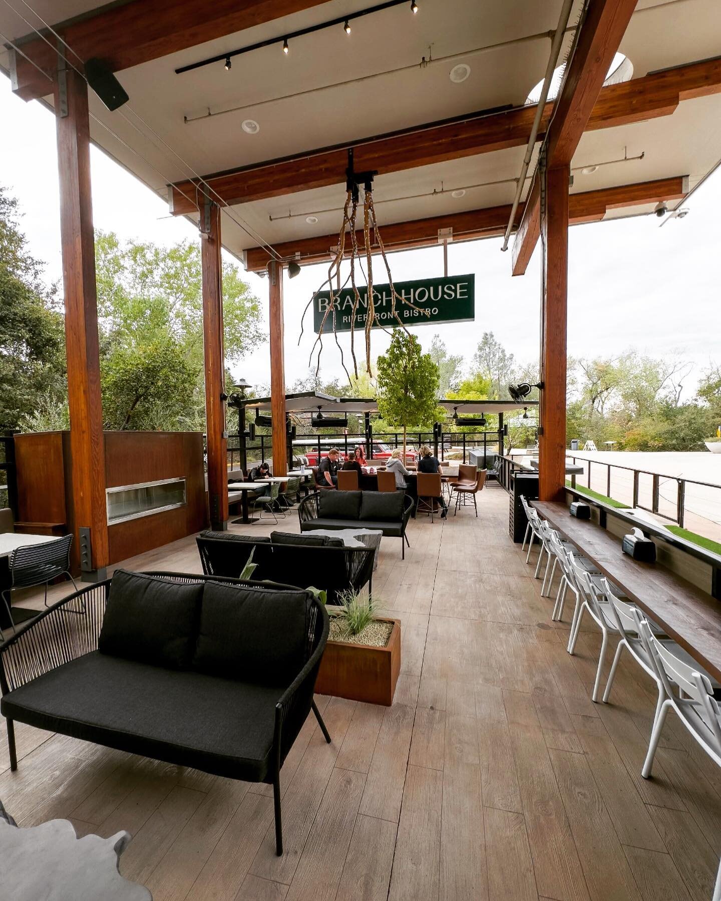 We designed the patio @branchhouse_redding to have an inviting vibe&hellip;fireplace, designated spot for live musician, comfy seating, heaters &amp; fans for year round comfort!