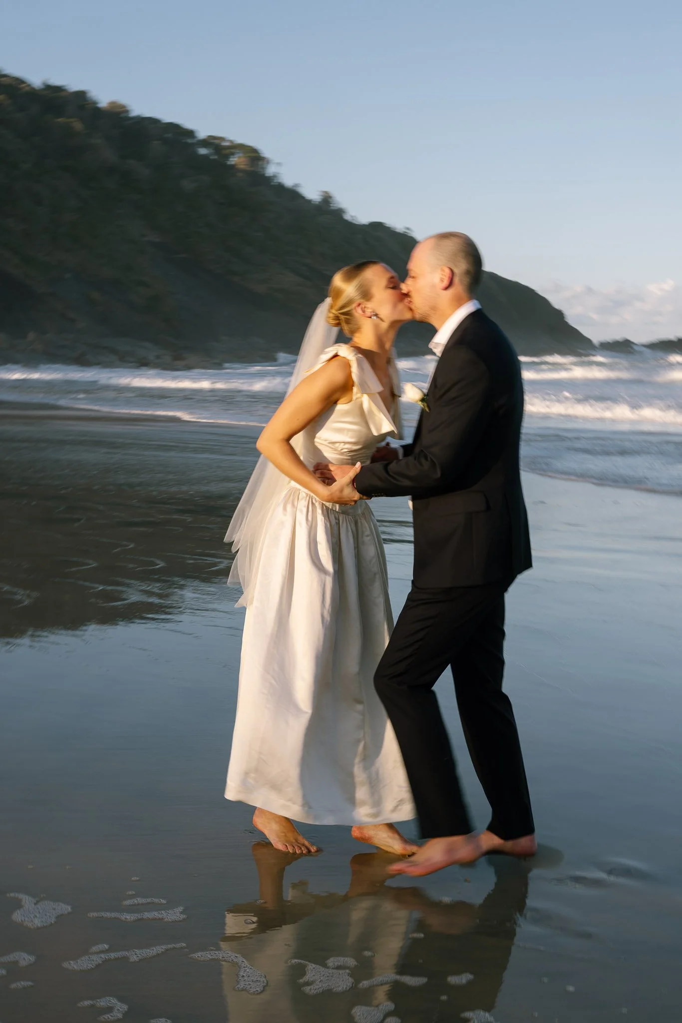 CHARLOTTE & CHARLIE - BLUEYS BEACH