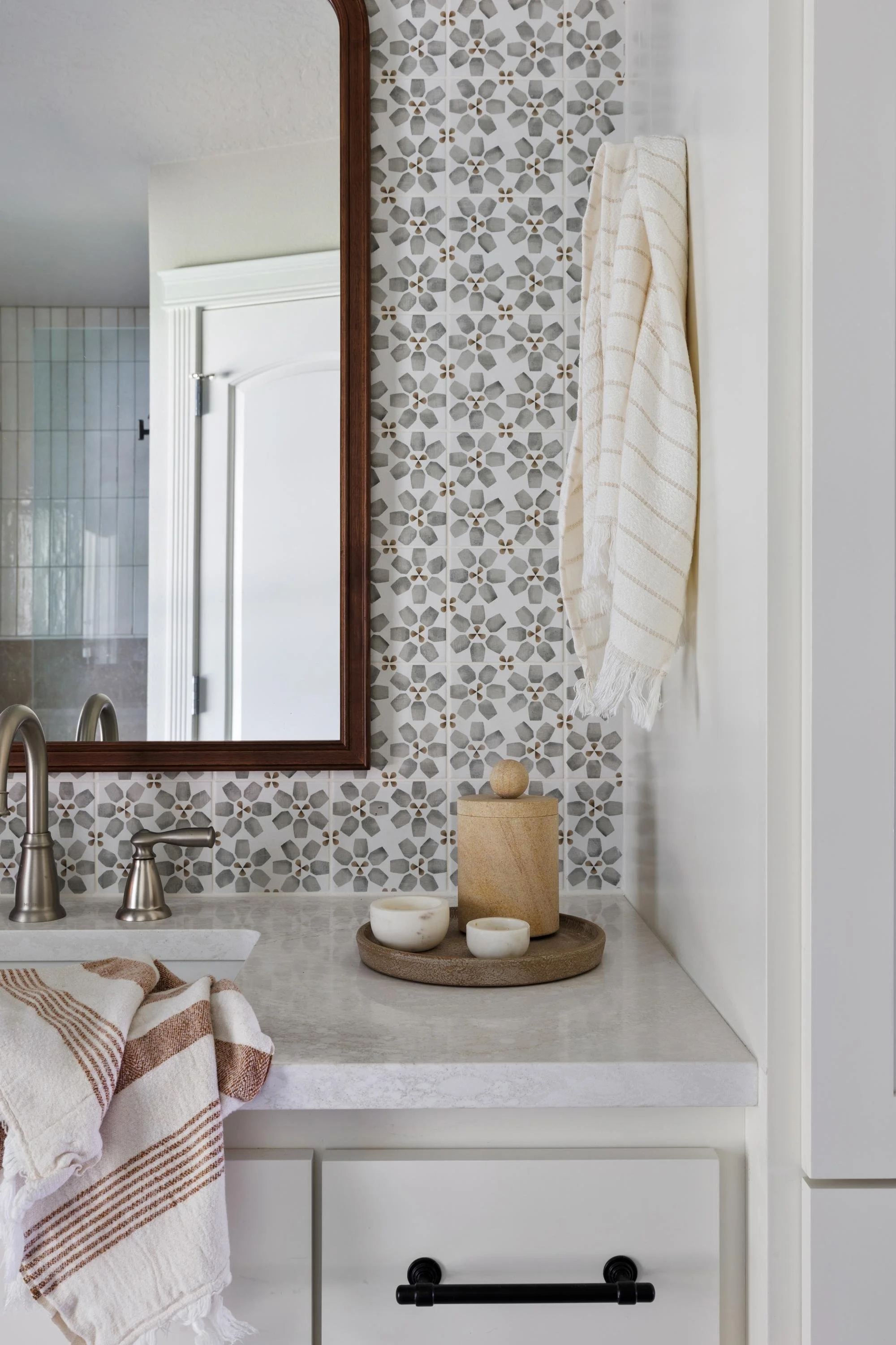 sisters-primary bathroom-detail-foraged -interiors - central-oregon-interior-designer.jpg