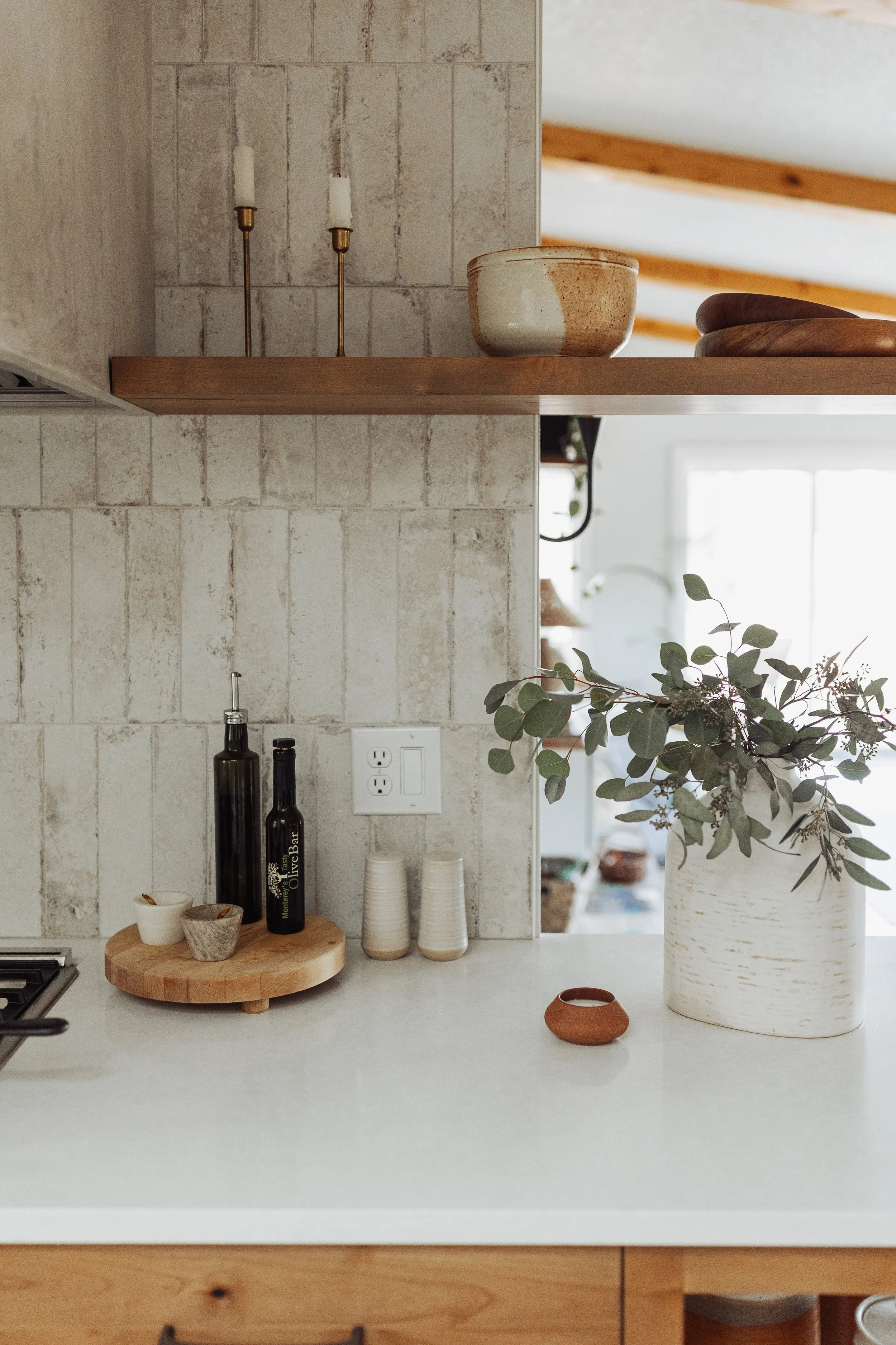 sisters-kitchen-design-rustic-backsplash-tile-interior-design-foraged-interiors.jpg