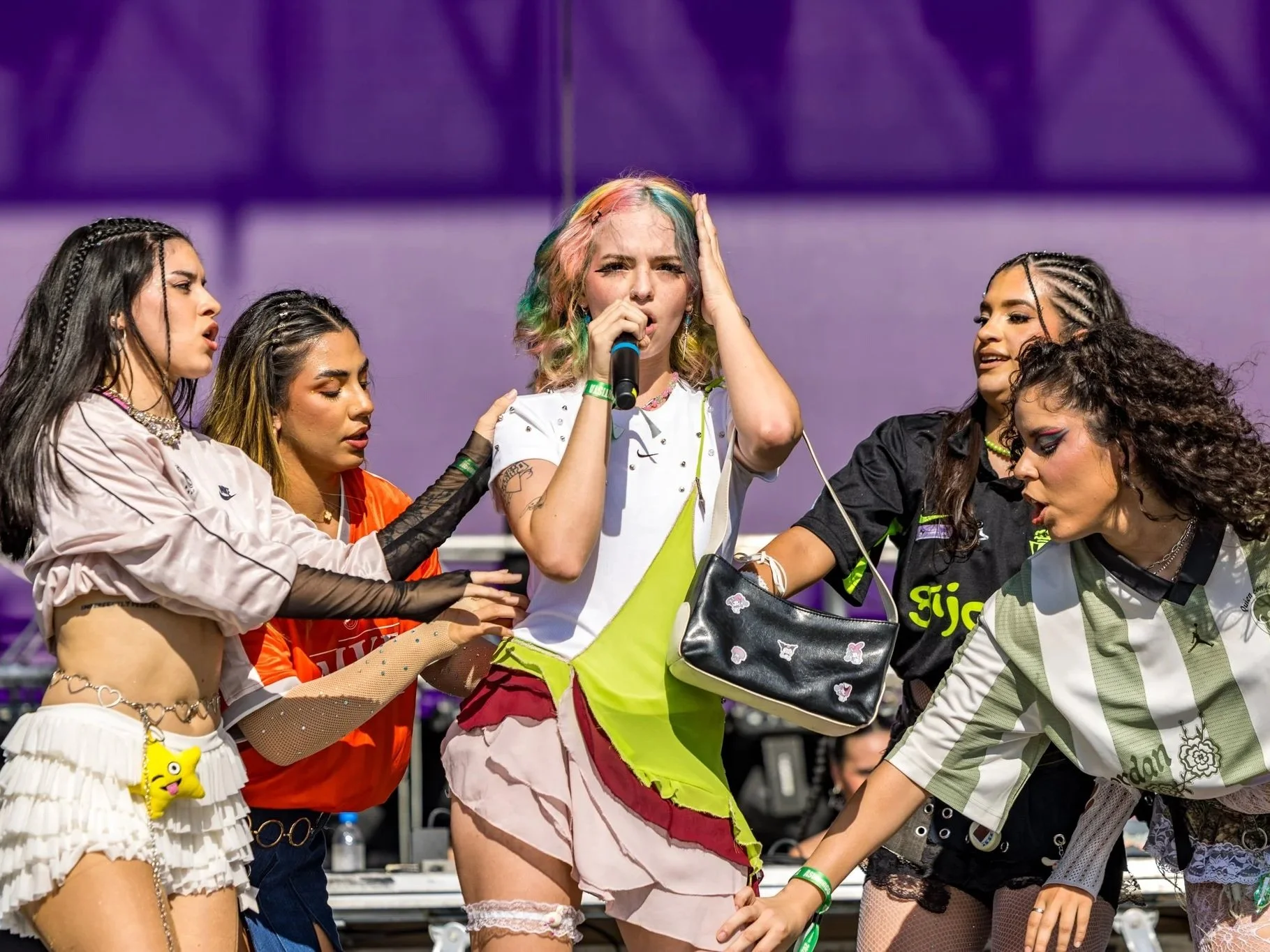 Voces que dominan el escenario