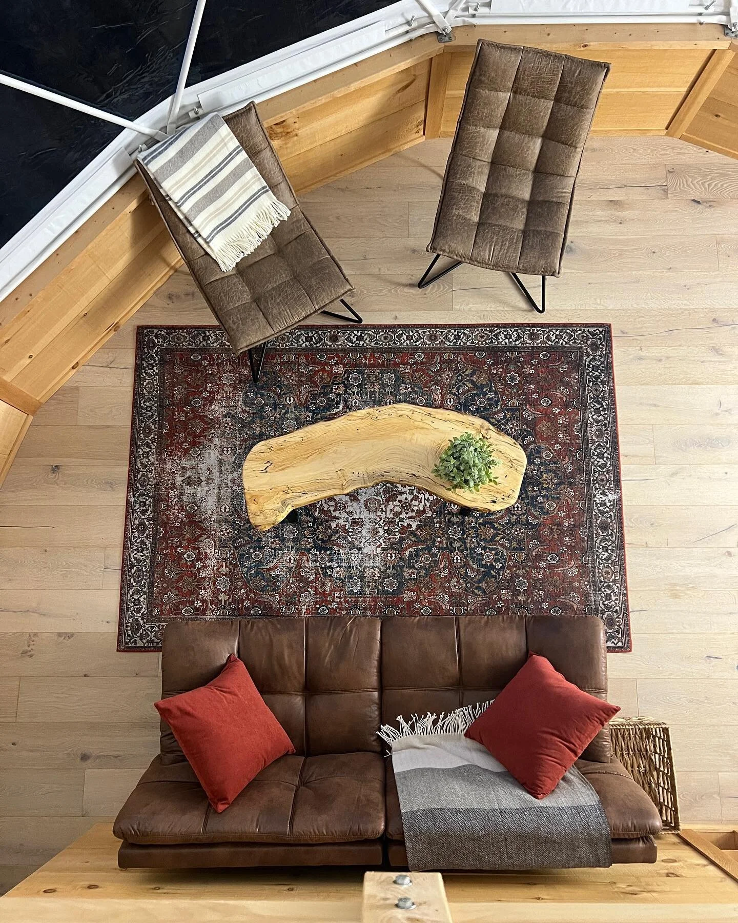 The River Dome is getting cozy for you! Head over to our website for a chance to win a free stay at the dome. #theriverdome #airbnb #vrbo #pheonixdomes #parrysound