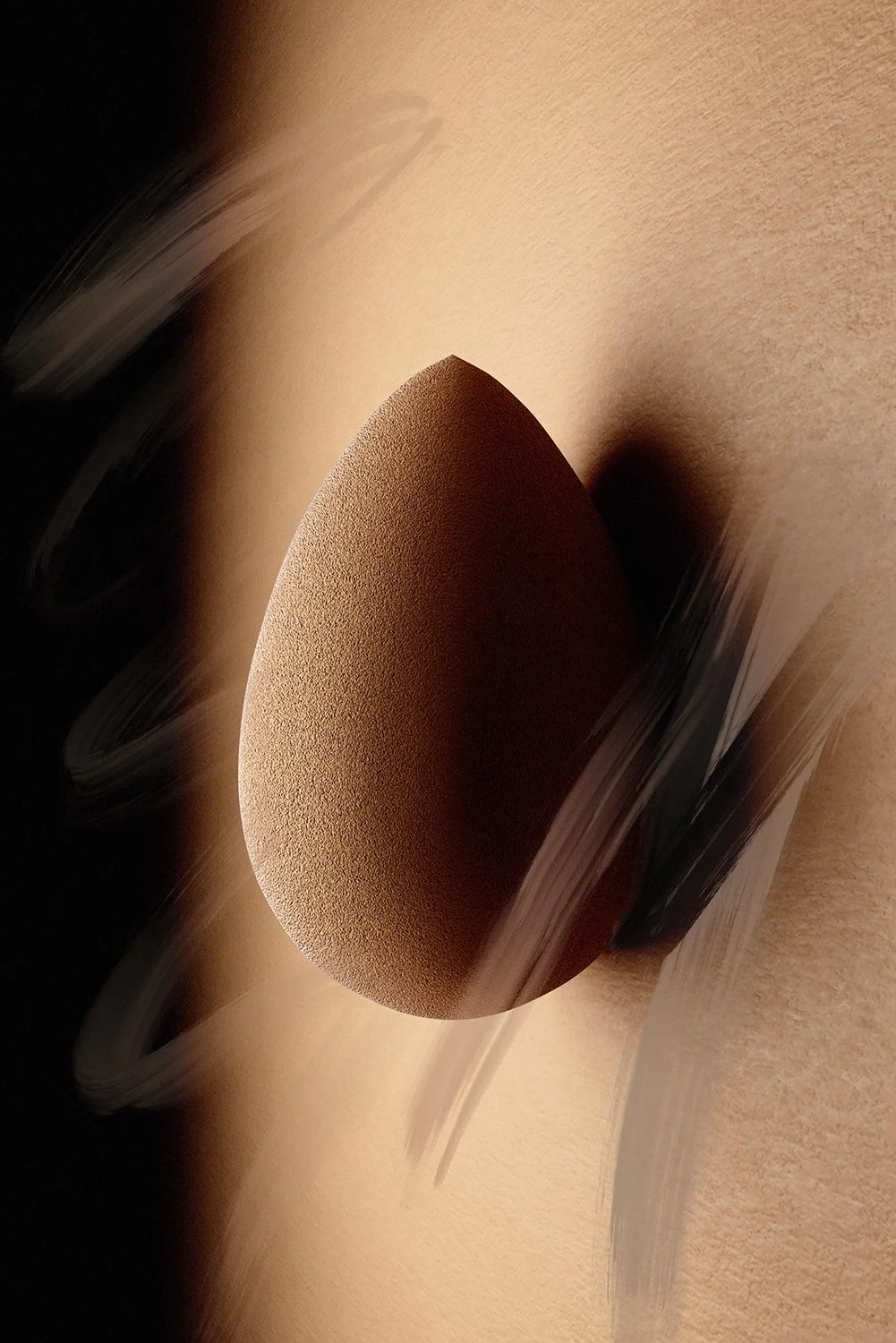 Beauty-Blender_Painted_1_web.jpg