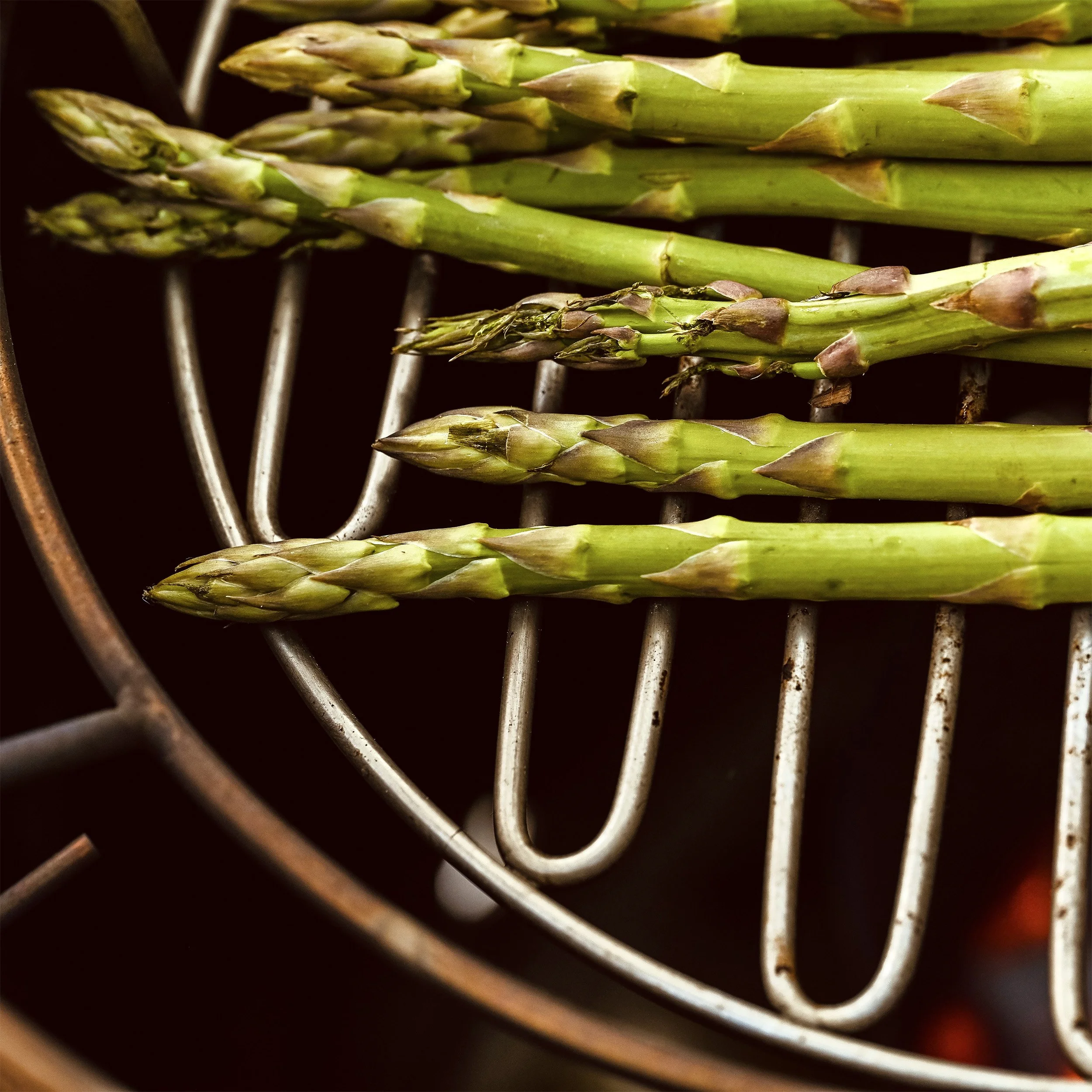 Spargeln auf Grill