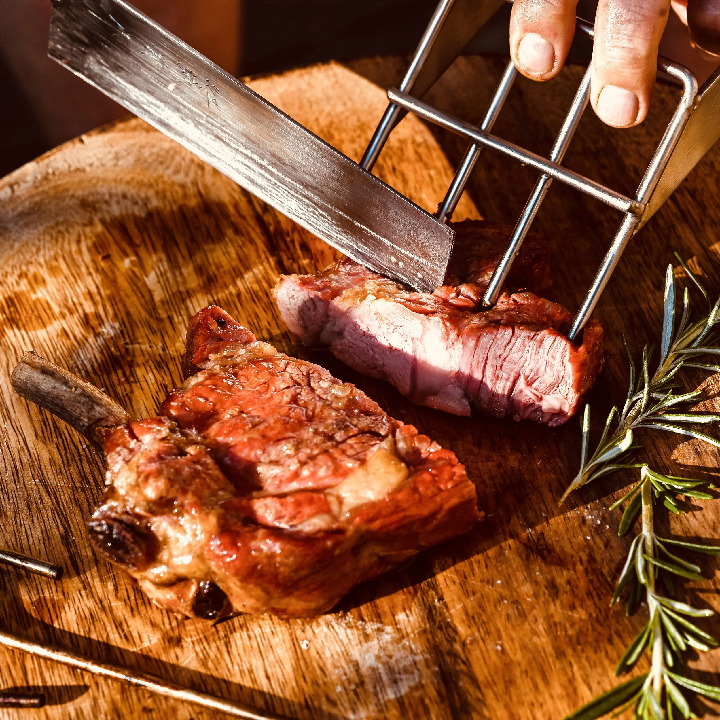 Schneiden eines Steak