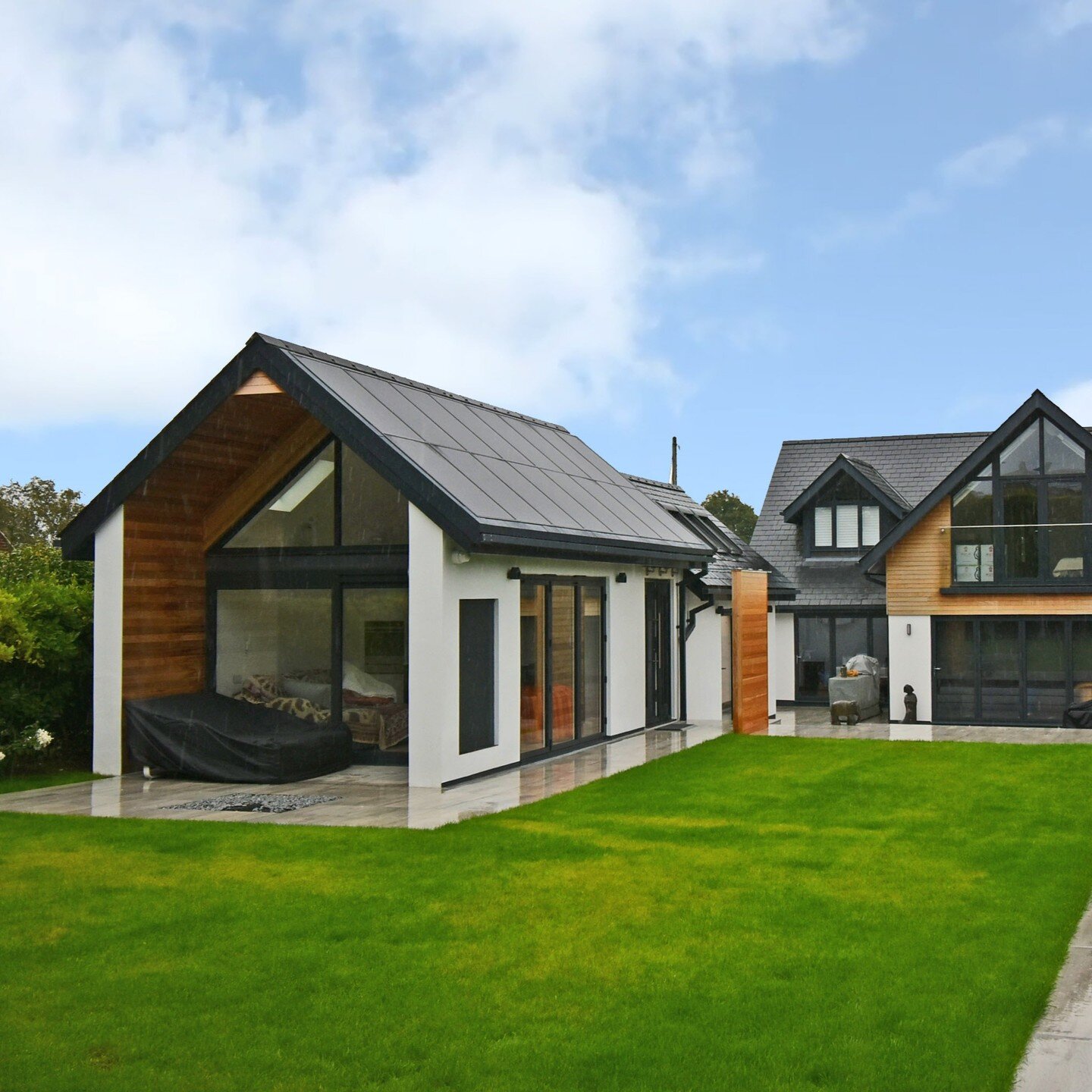 We're pleased to share the final result of a recently completed project in Lymington. A private use split-level annex that creates a space for relaxation and contemplation, utilising innovative high tech capabilities to enhance the users experience a