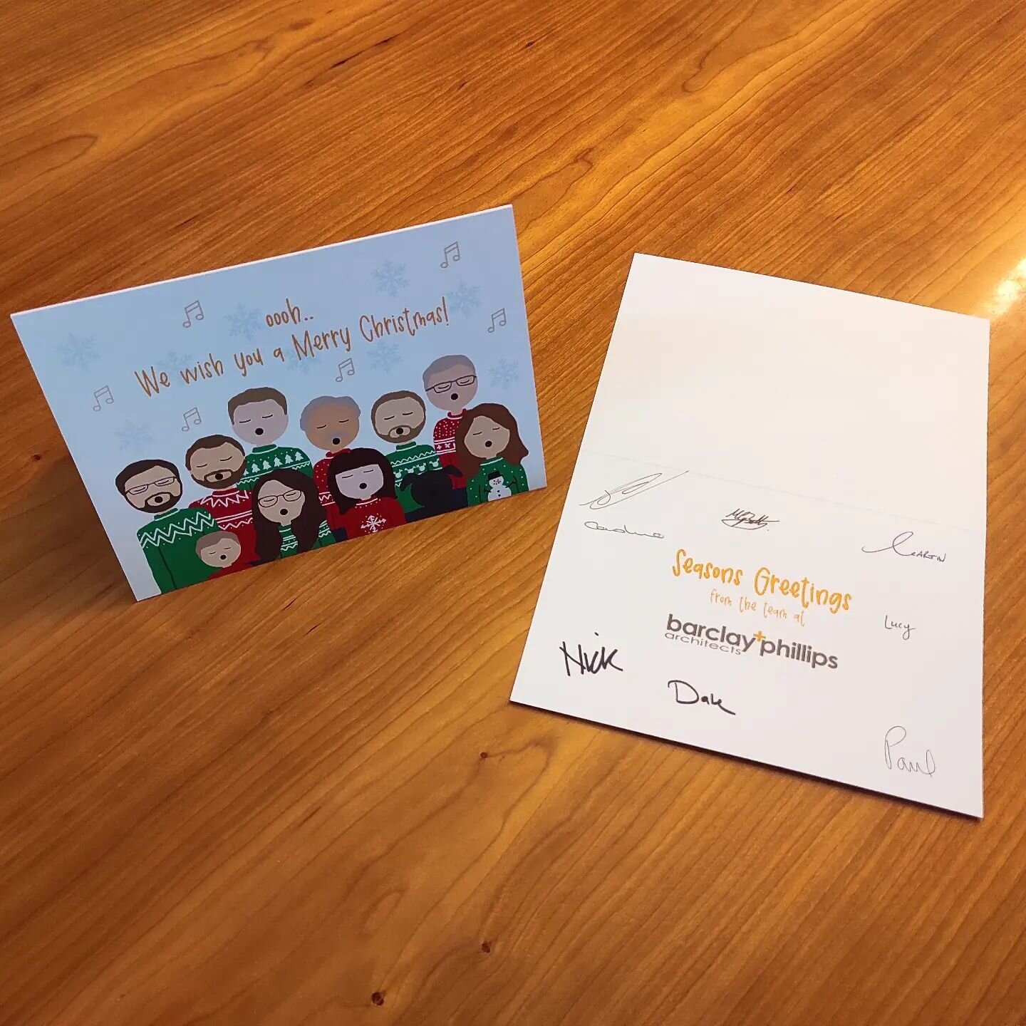 A sneak peak of our Christmas cards being sent out to a few of our clients next week. The front of the card is an illustration done by our very own Lucy. The whole team has come together to sing some Christmas carols 🎄🎅
#team #officechristmascard #