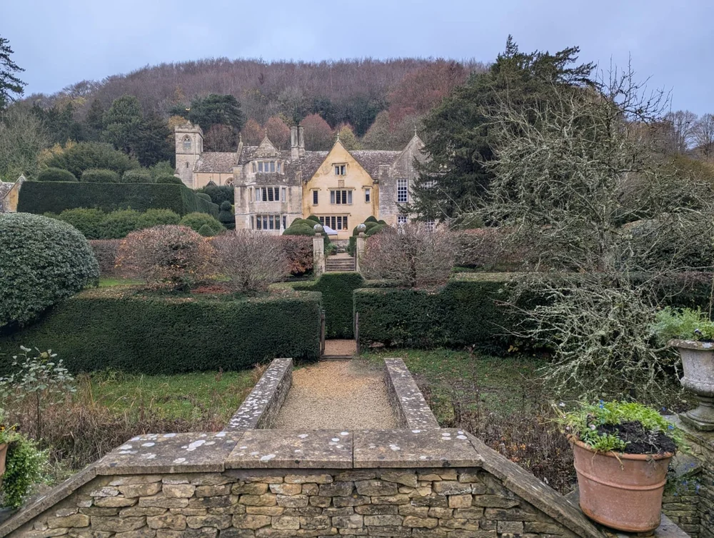 WhatsApp Image 2025-11-26 at 15.12.06.jpeg