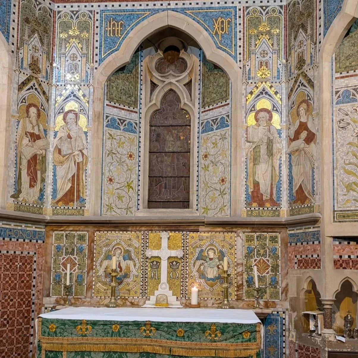 First mixed retreat for members