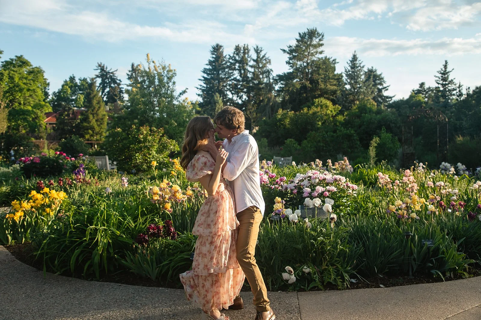 A Dreamy Botanic Gardens Engagement Shoot with a Denver Engagement Photographer