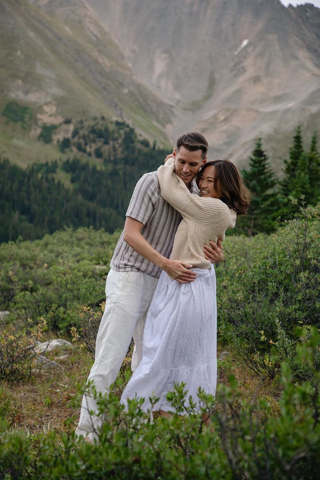 the perfect neutral Engagement Photo Outfits in CO