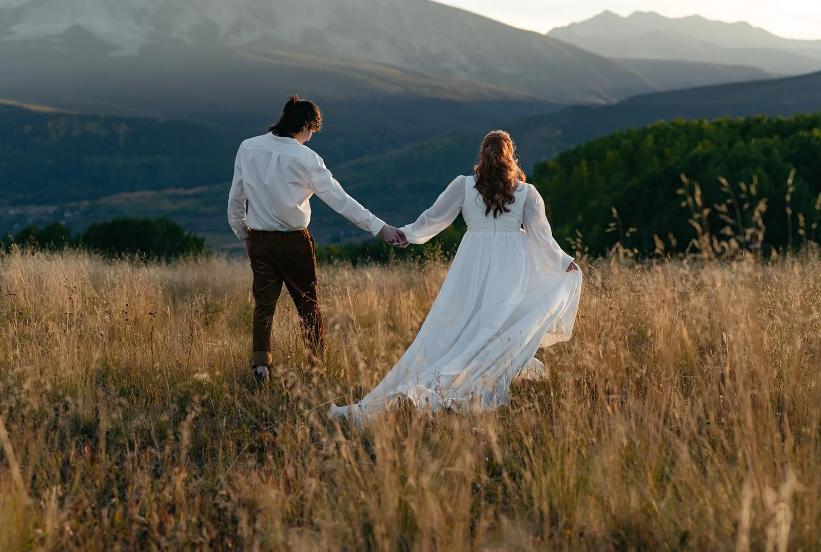 Crested Butte Elopement Locations: A Guide for Planning Tips, Seasons, and More