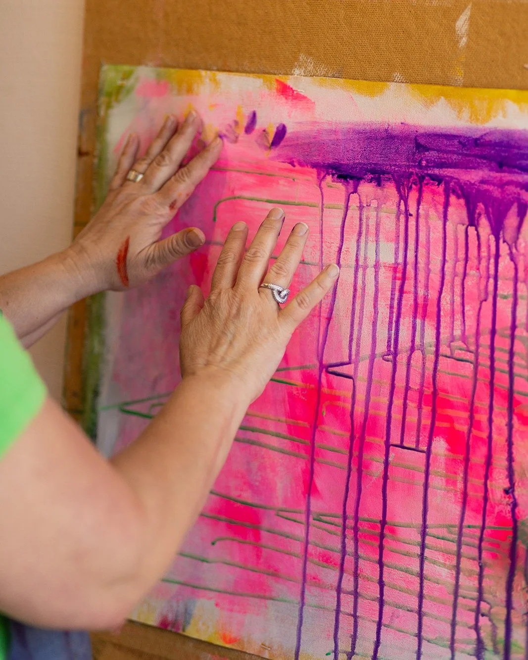 Jag har ett nyhetsbrev: Konst &amp; kreativitet. F&ouml;r dig som vill skapa mer och tvivla mindre. 

I mitt nyhetsbrev delar jag med mig av det som jag hittar p&aring; i min atelj&eacute;. Det blir f&auml;rg och kreativa &ouml;vningar. Konst och kla