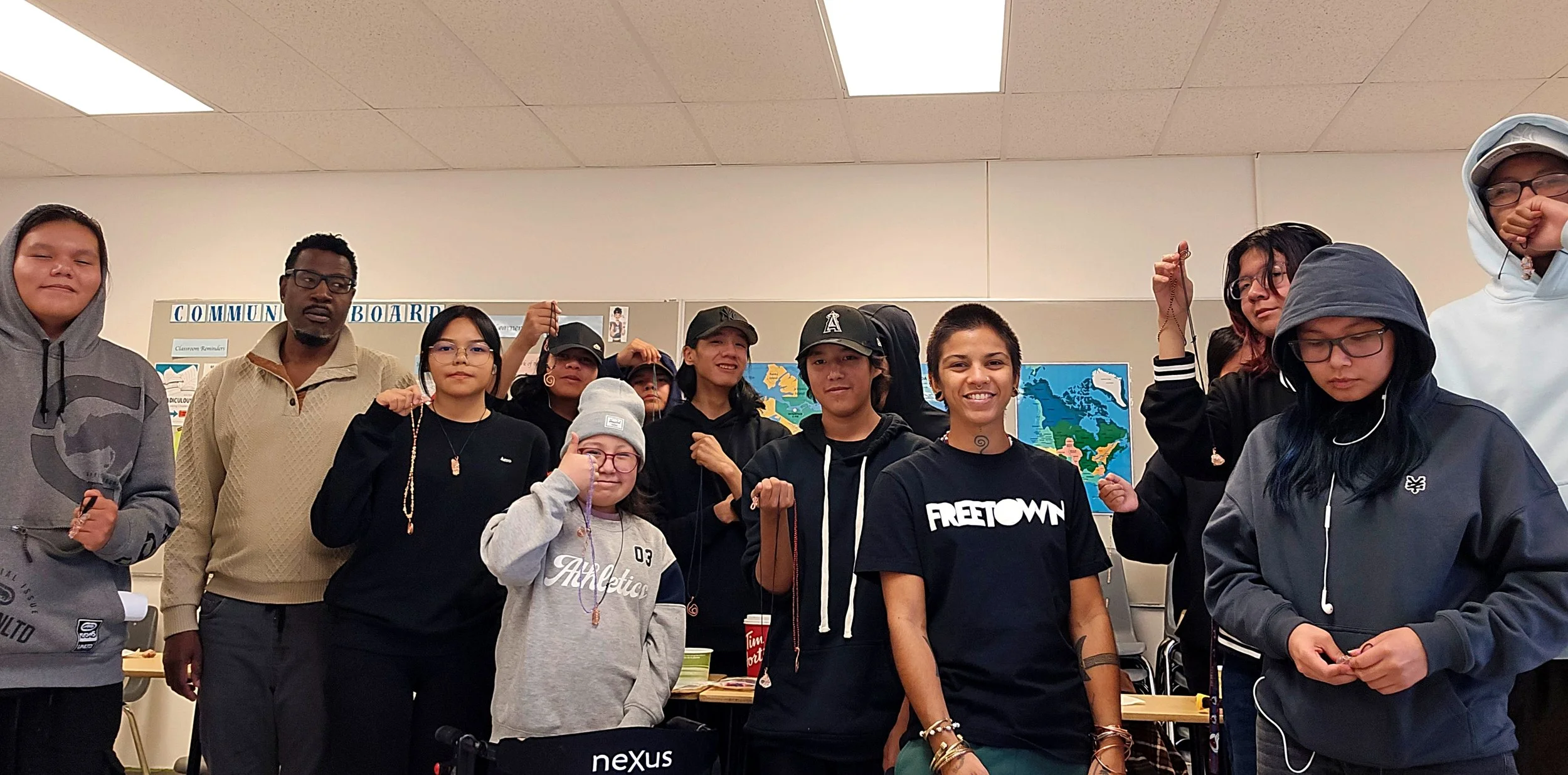 Bridging Cultures Through Art, Music, and Poetry in Pikangikum