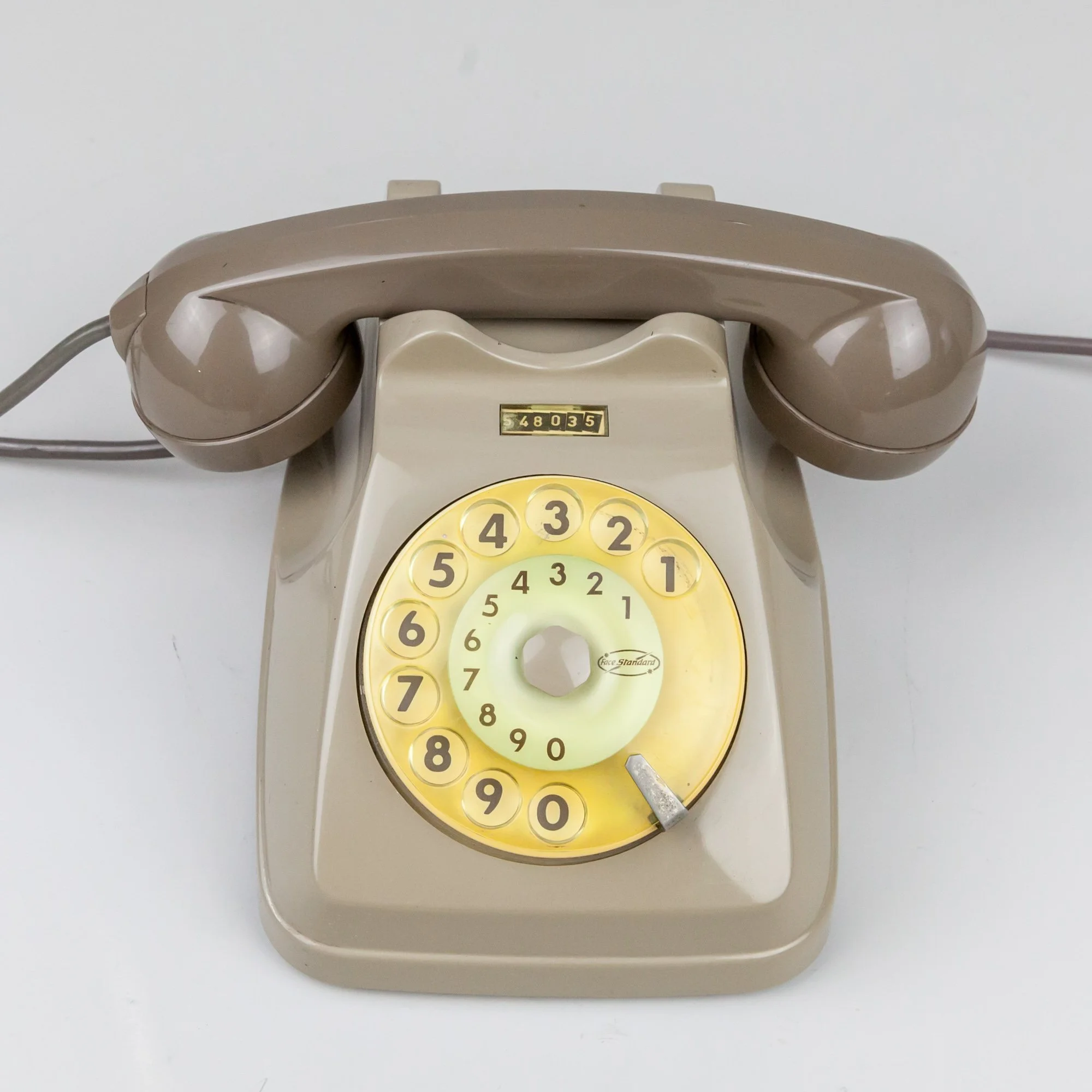 FACE Standard “bigrigio” rotary phone, 1960-70