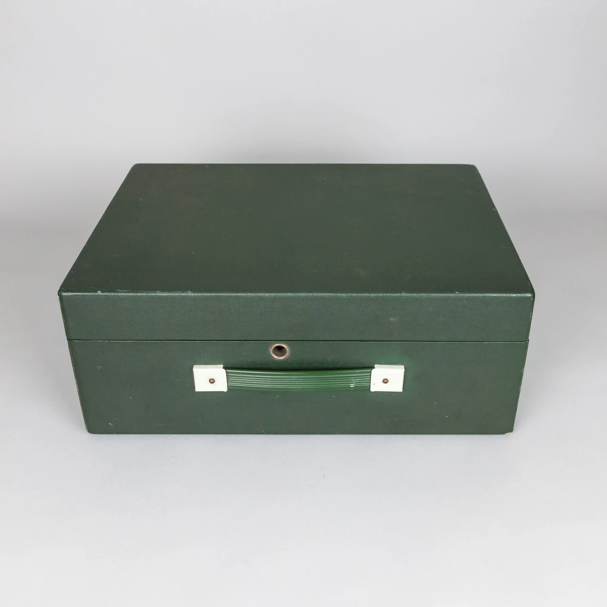 MU-01-0001_03.jpg