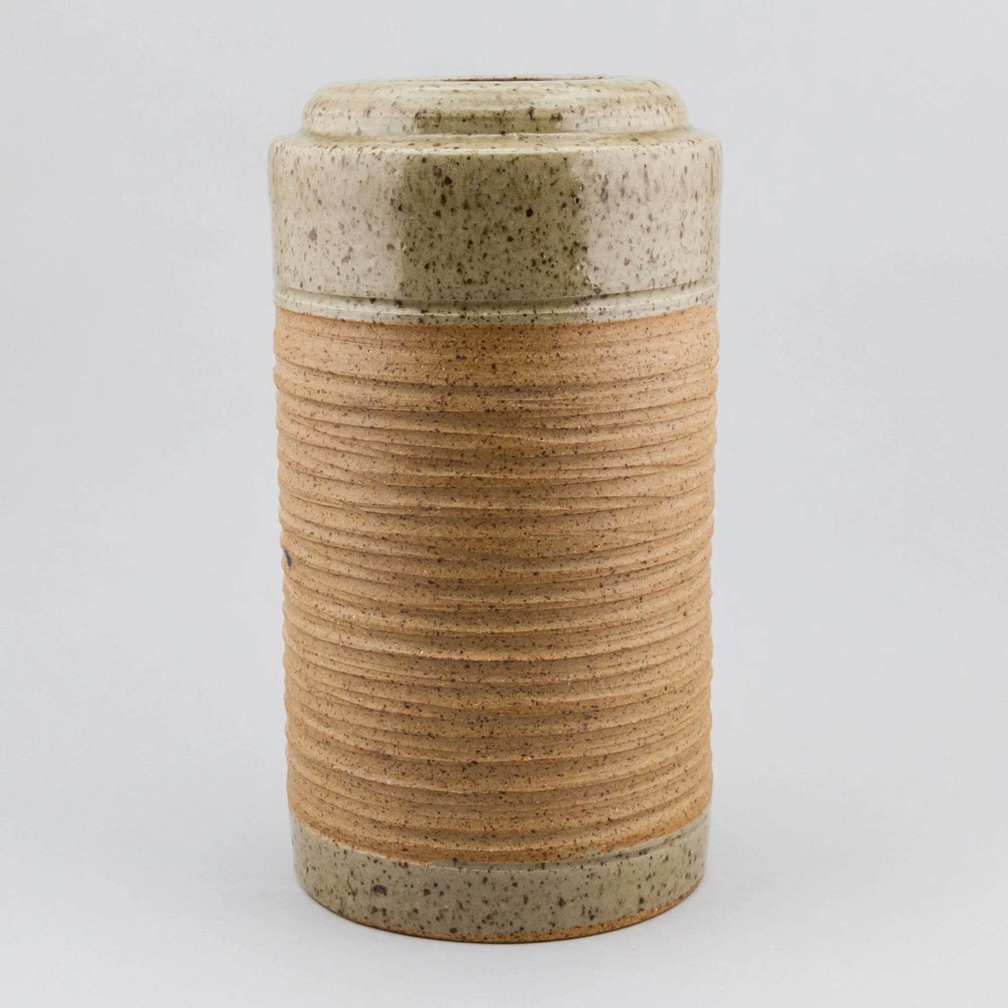 CE-05-0007_05.jpg