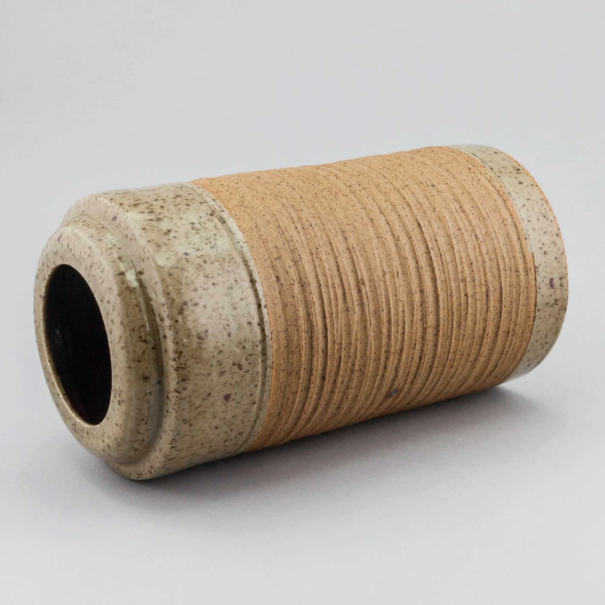 CE-05-0007_07.jpg