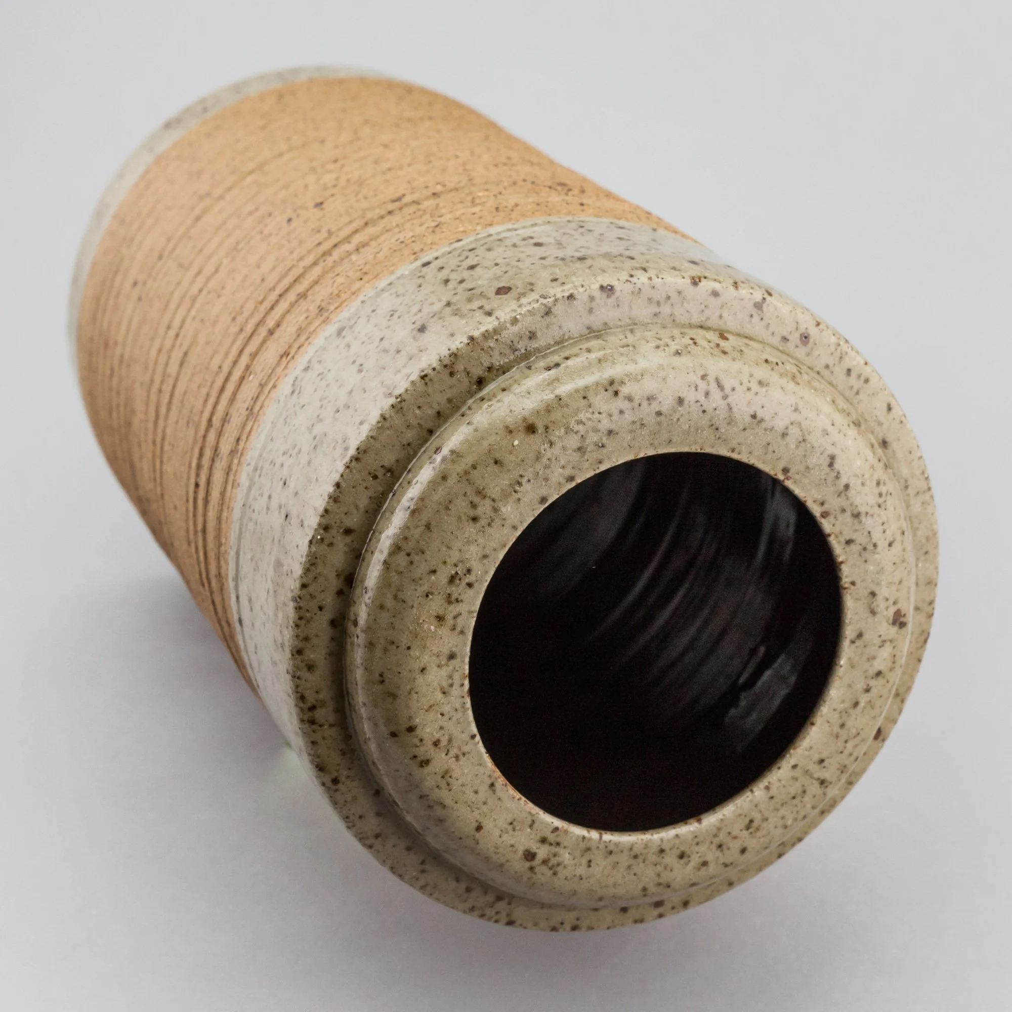 CE-05-0007_12.jpg