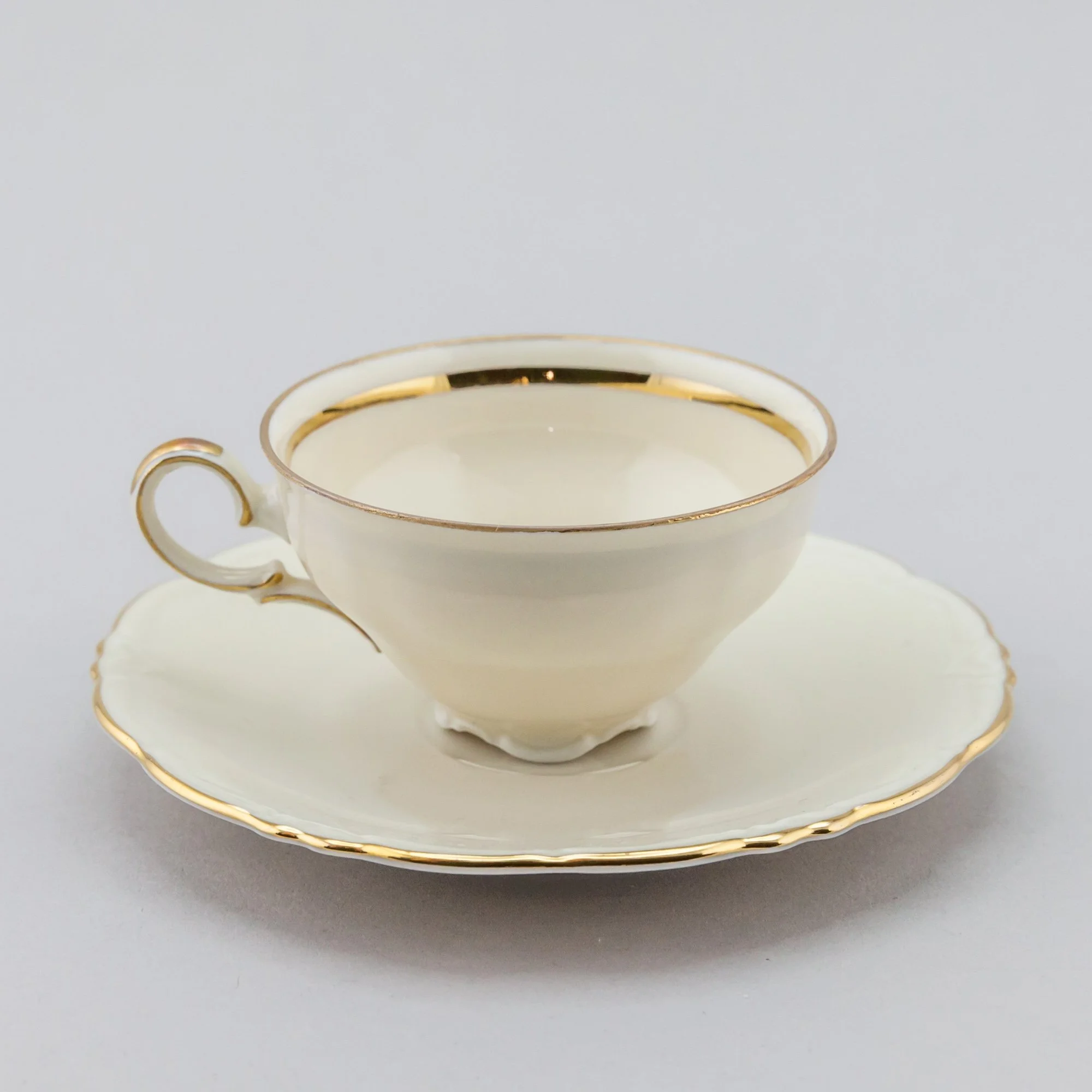 CE-06-0014_07.jpg