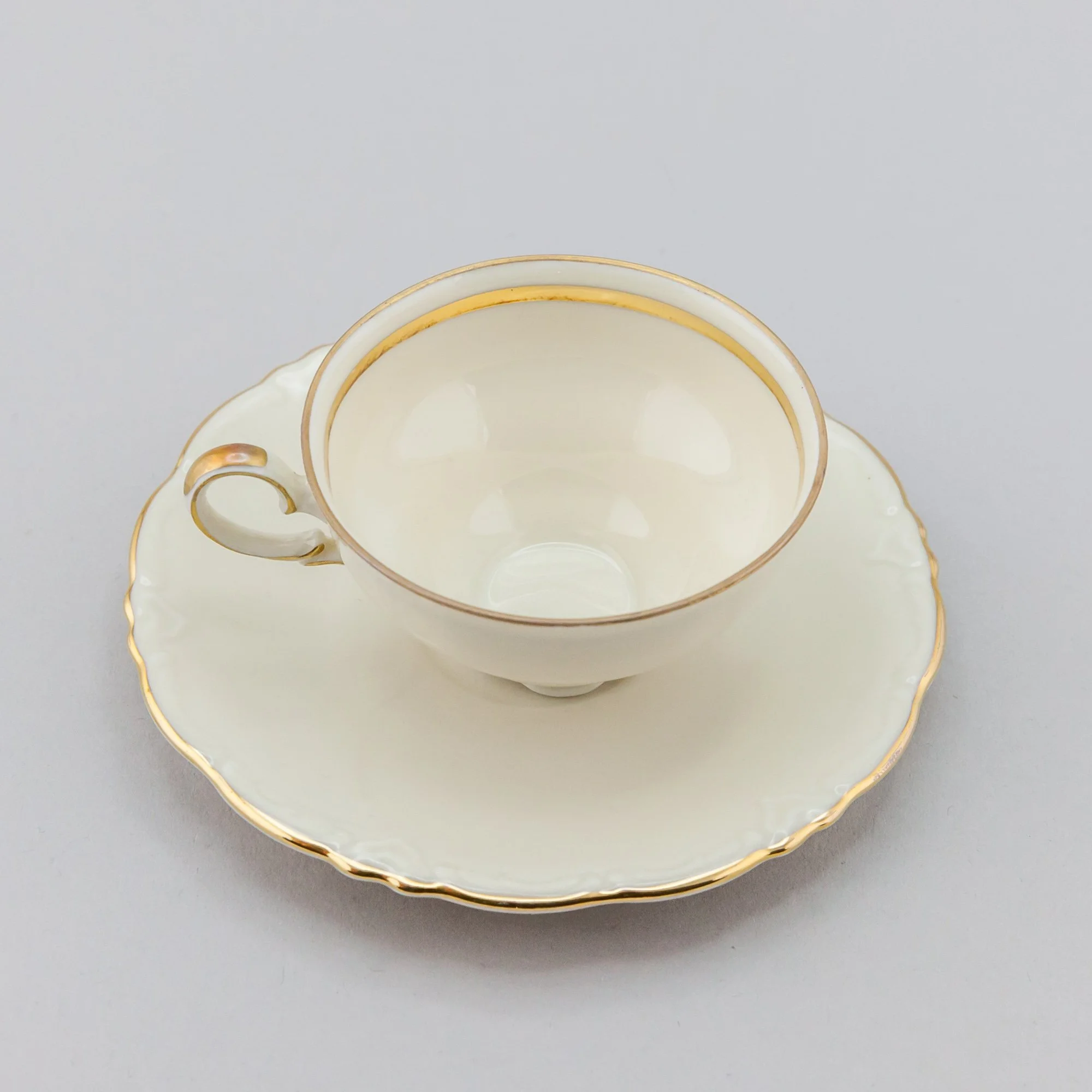 CE-06-0014_13.jpg