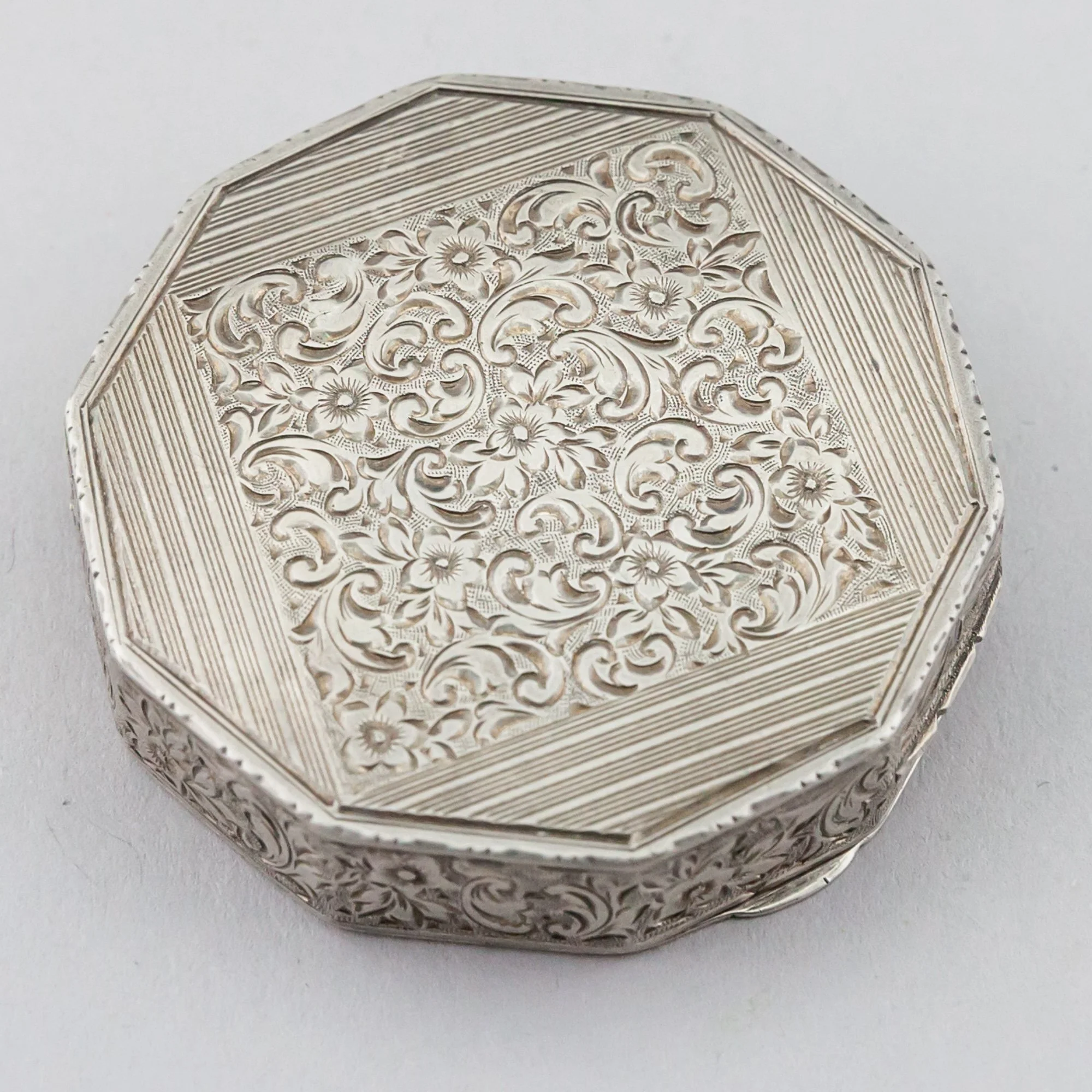 CO-15-0005_02.jpg