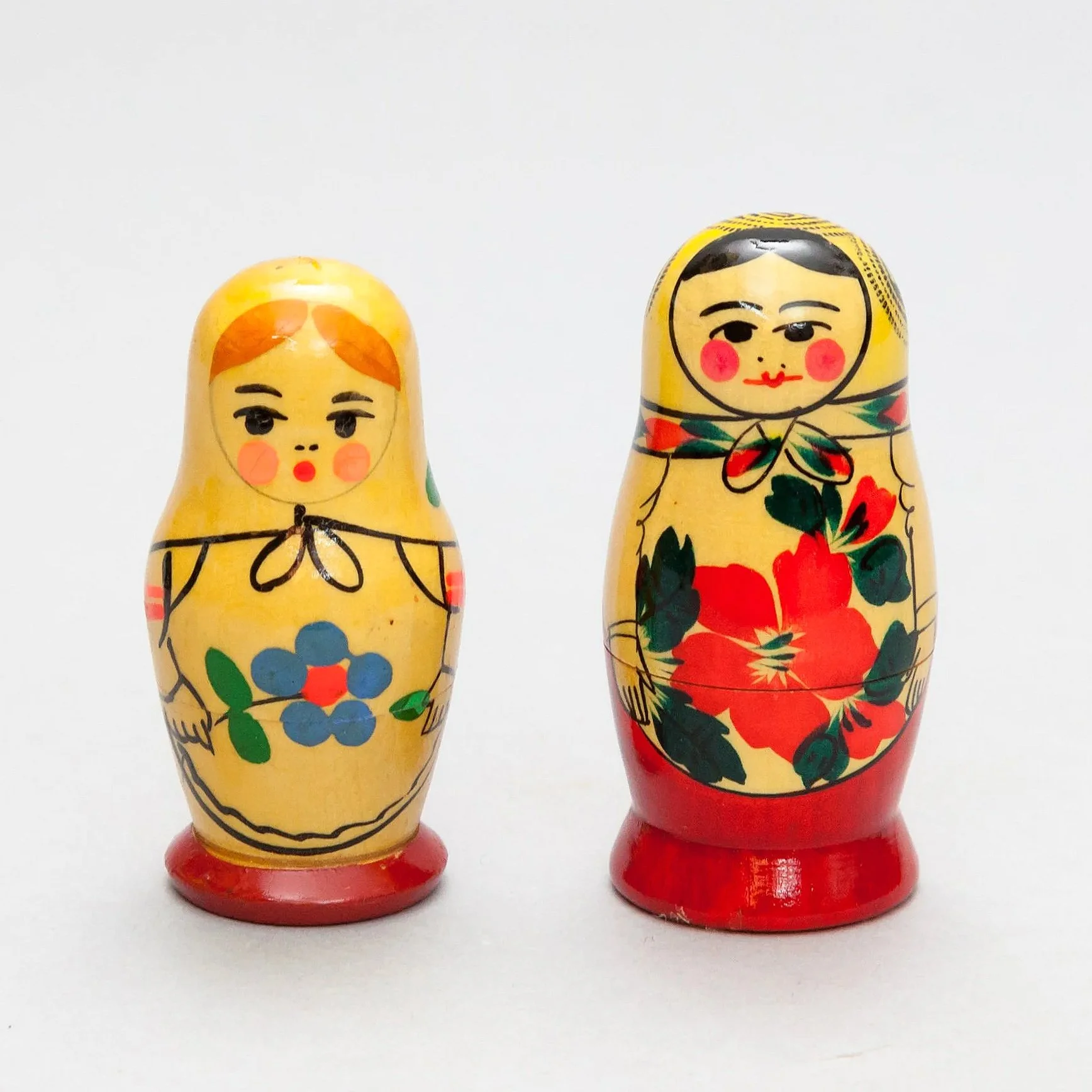 Set Matryoshka brunette and blond