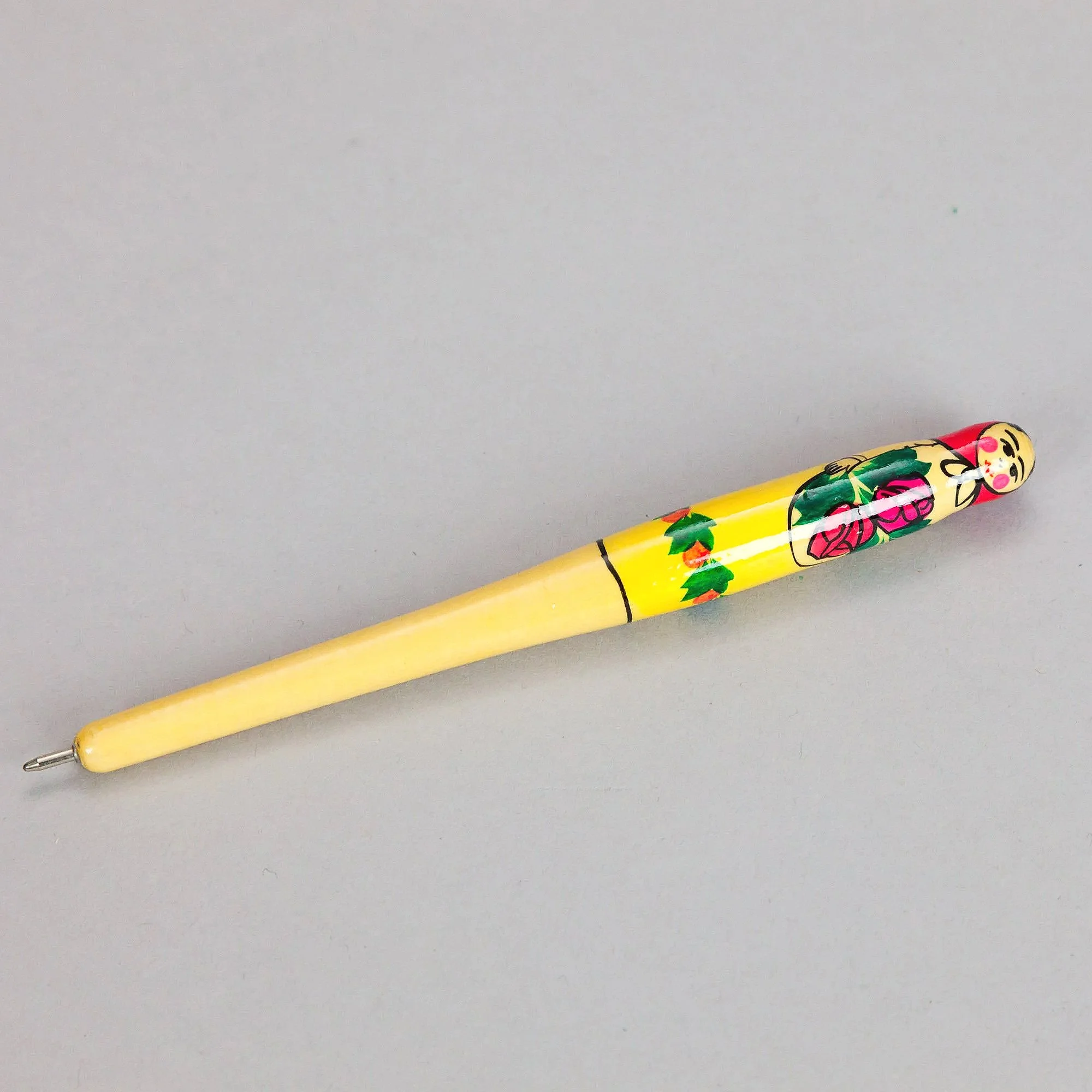 Female Matryoshka pen