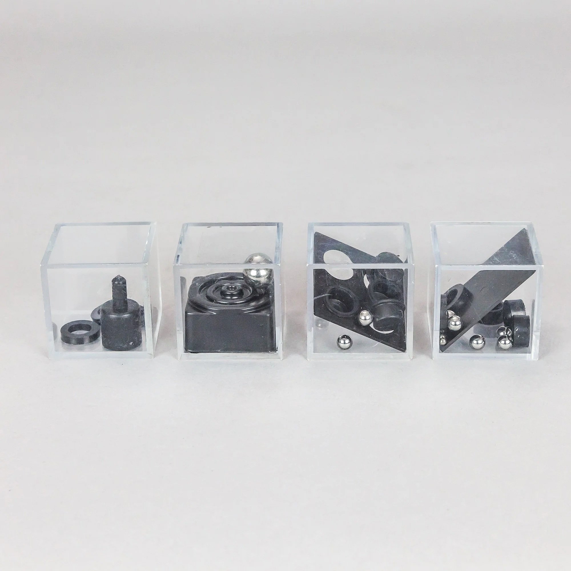 Mindbenders - set of 4