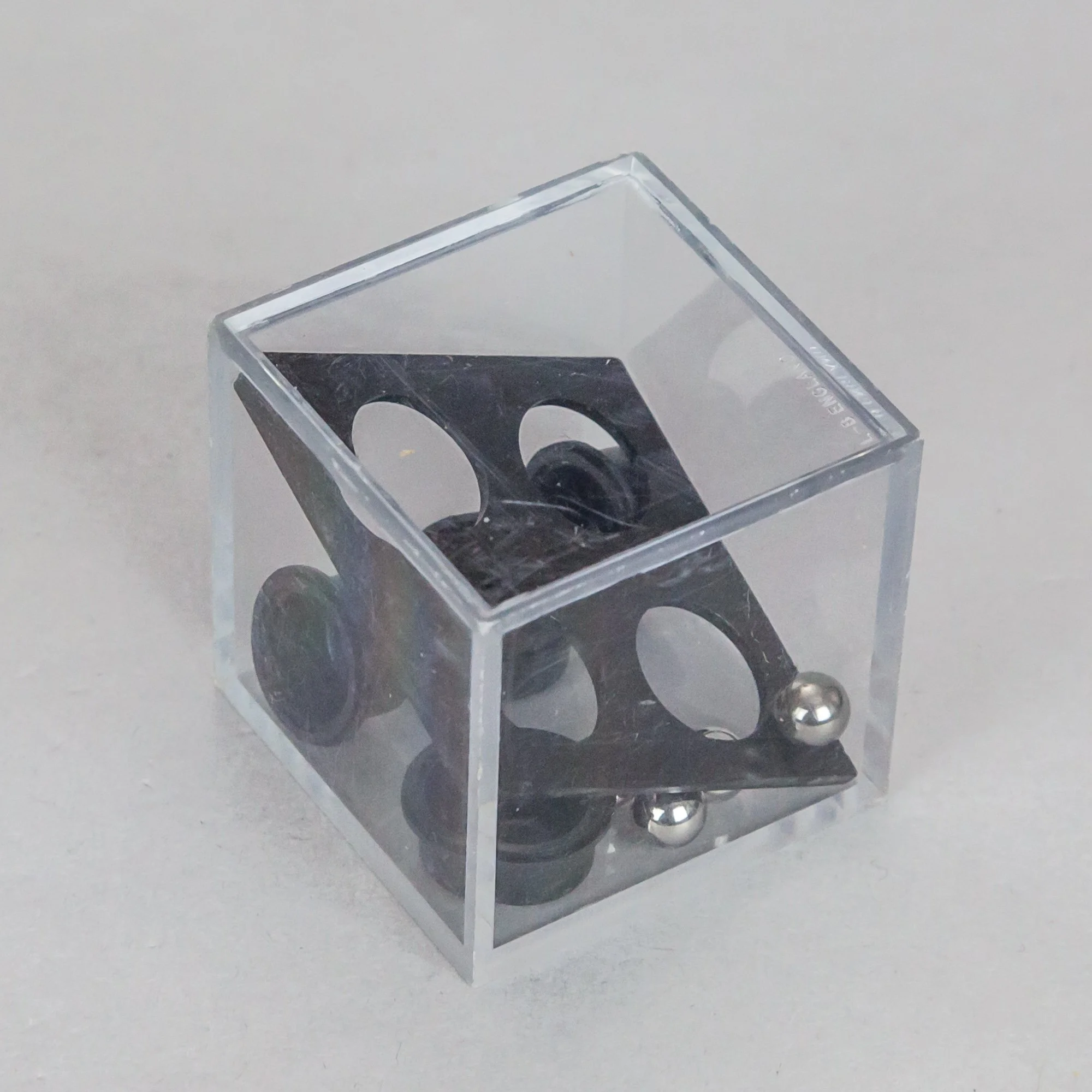 BO-04-0074_05.jpg