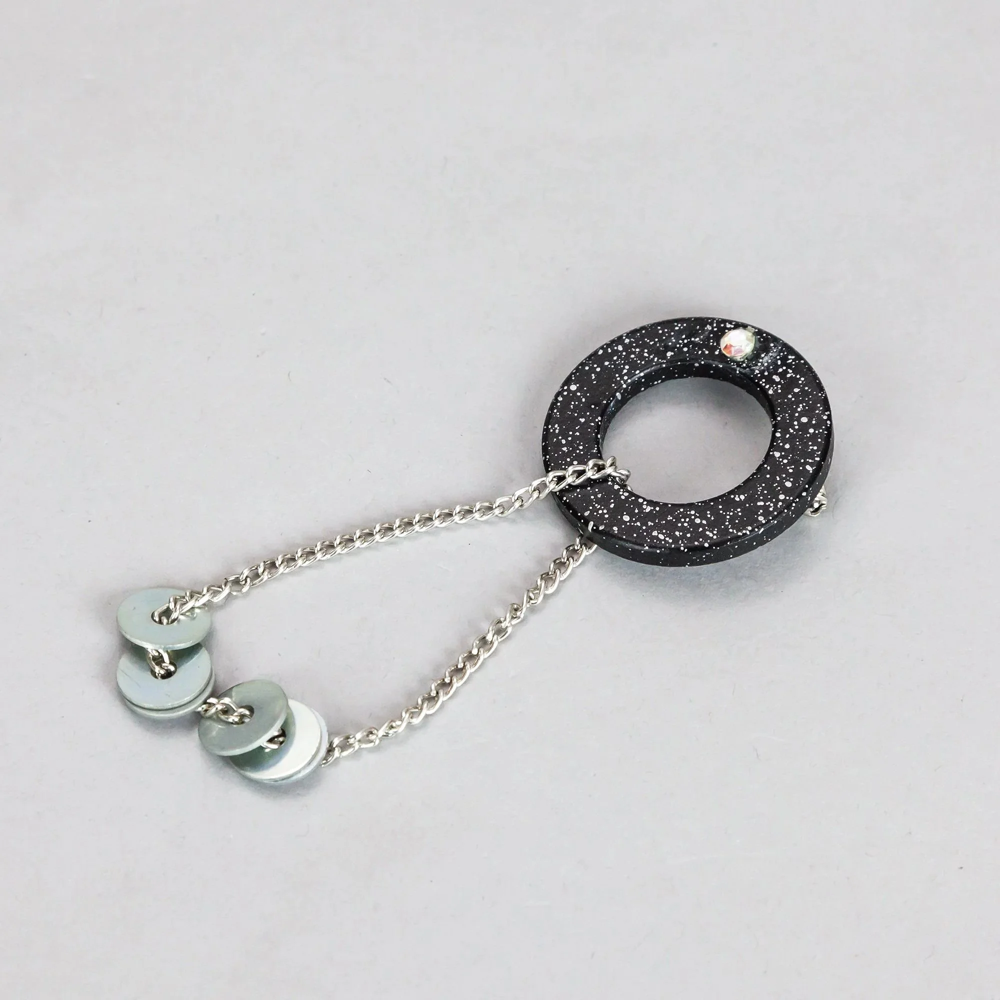 Magnetic jewellery - black