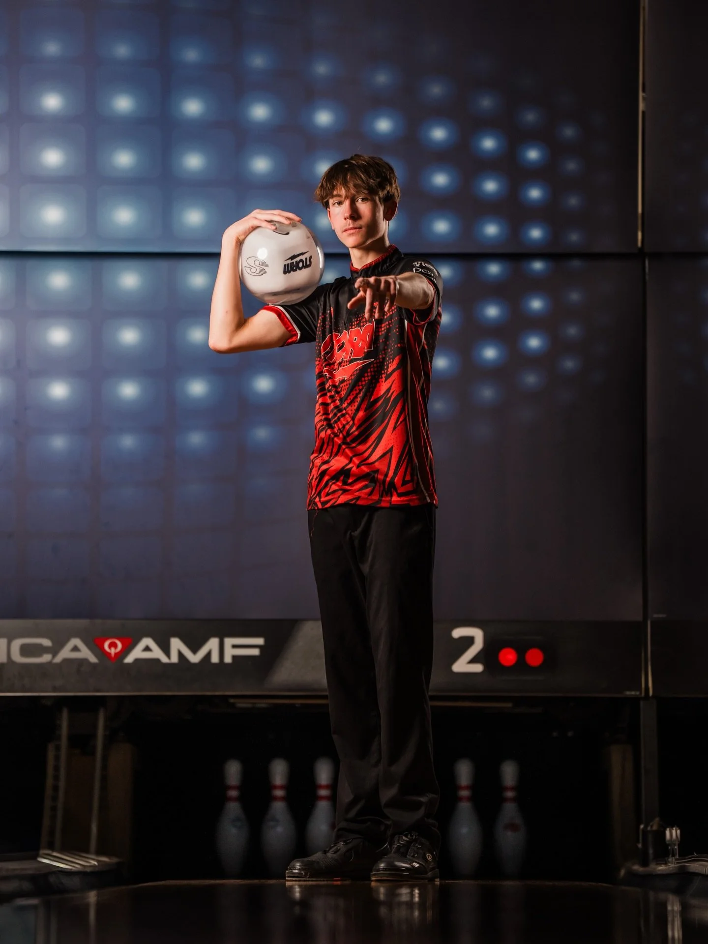 @lark_bowling, locked in at the lanes. 🎳🔥

It&rsquo;s not every day I get to capture a bowling session, so this one was a blast. Larkin made it fun from start to finish and brought the same competitiveness you see in any other sport.

Always down t