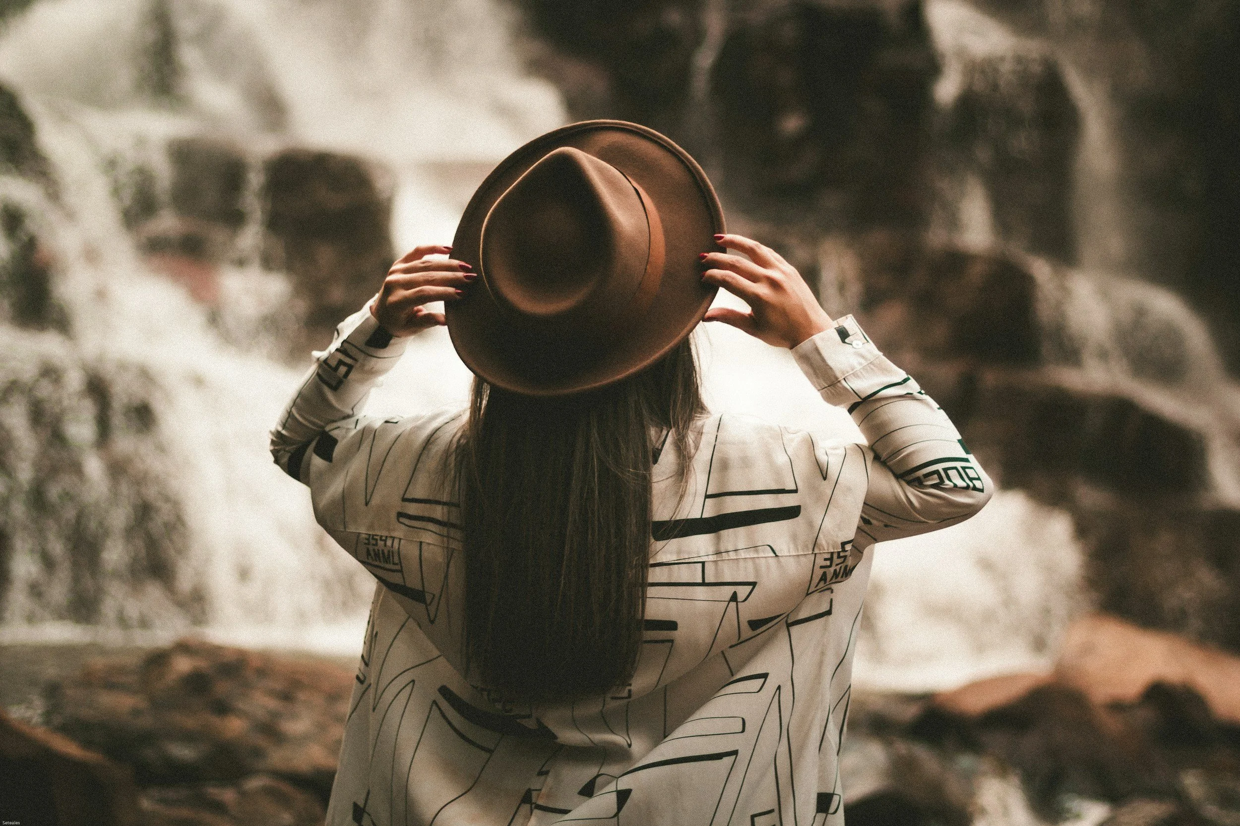unsplash-image-c9jTFfa7Njg.jpg