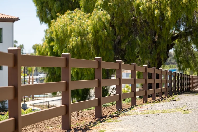 Rimrock Steel Fence