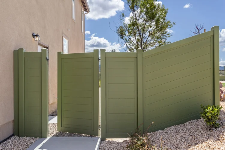 Hayden horizontal fence