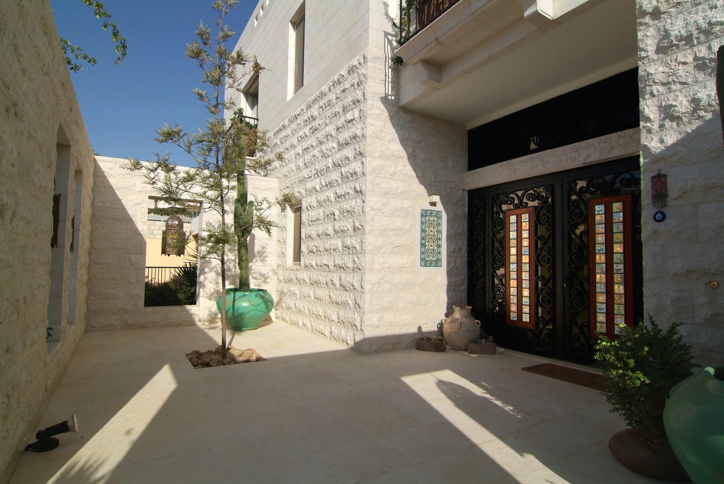 167.jpg