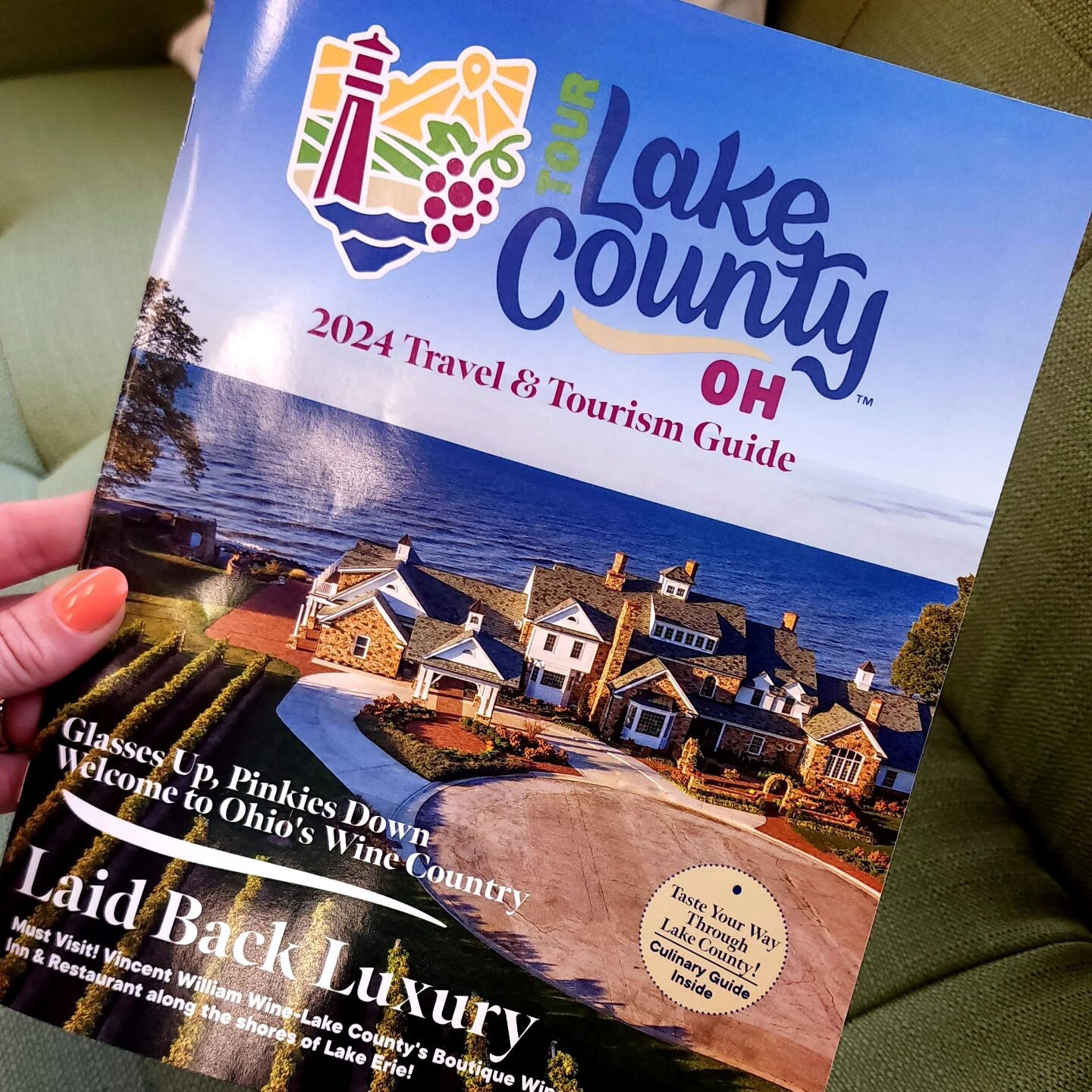 ⚡️The 2024 Travel &amp; Tourism Guide is Now Available⚡️
🔗 Request your FREE copy with the link in bio

🍇 30+ wineries to explore
🥾 Outdoor spots you can't miss
🍷Top spots for dining
🧀 Culinary guide to Lake County, OH
🌊 Adventures on Lake Erie