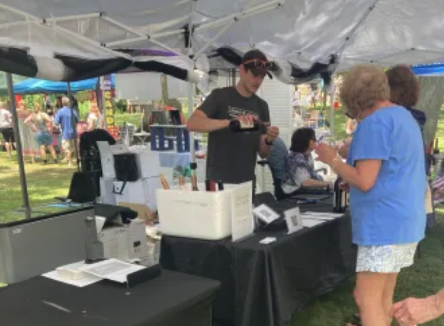 Wildwood Arts and Wine Fest continues to attract large crowds in Mentor - The News-Herald